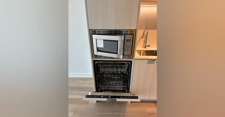 101 John Street, Hamilton, ON, L8R 1H7 - 5