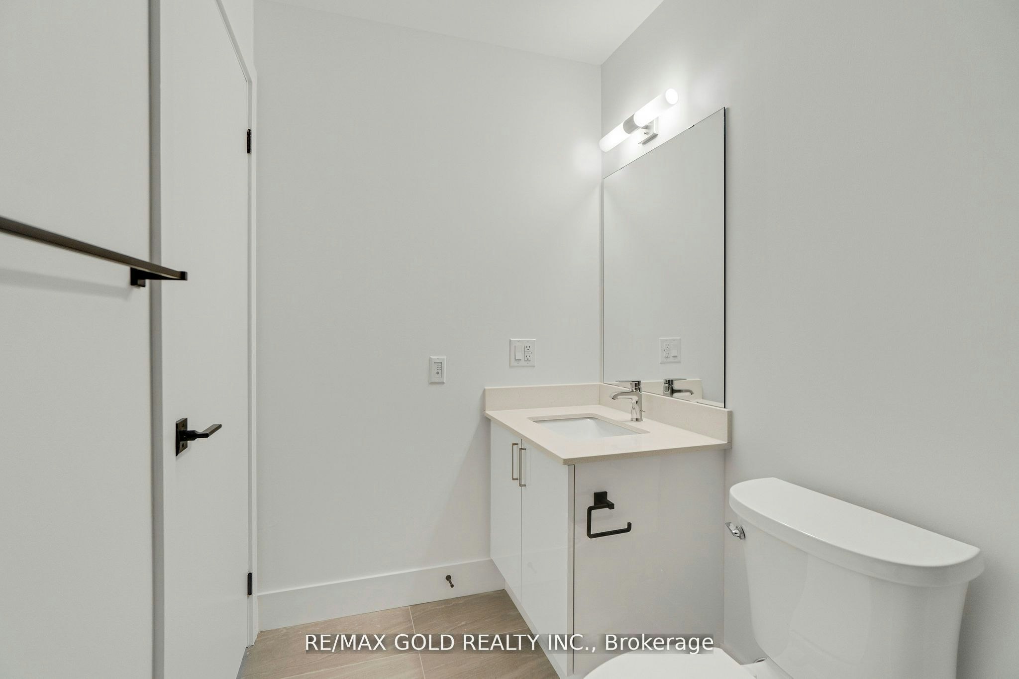 803-2782 Barton Street E, Hamilton, ON, L8E 0L3 - 26