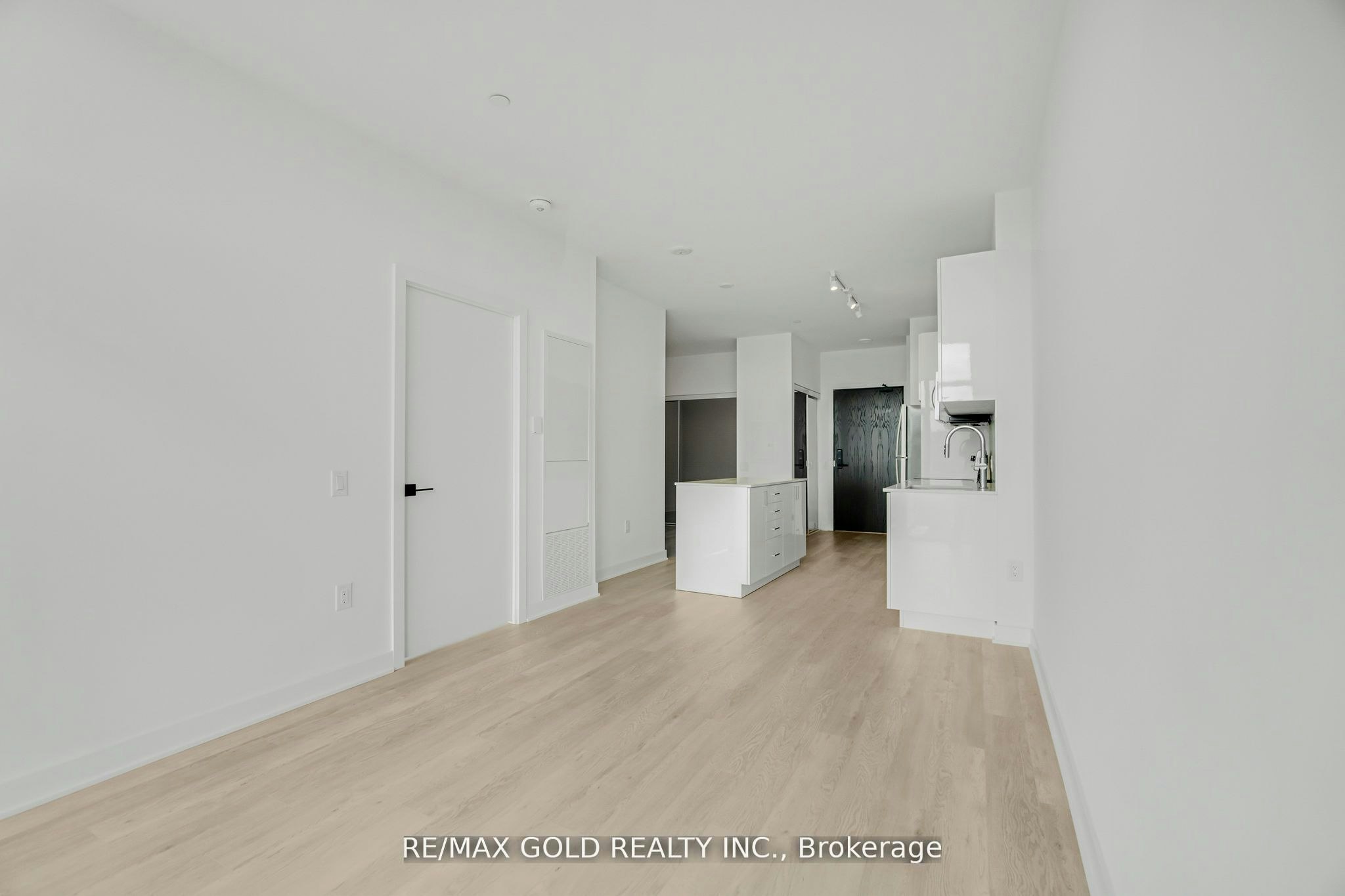 803-2782 Barton Street E, Hamilton, ON, L8E 0L3 - 17