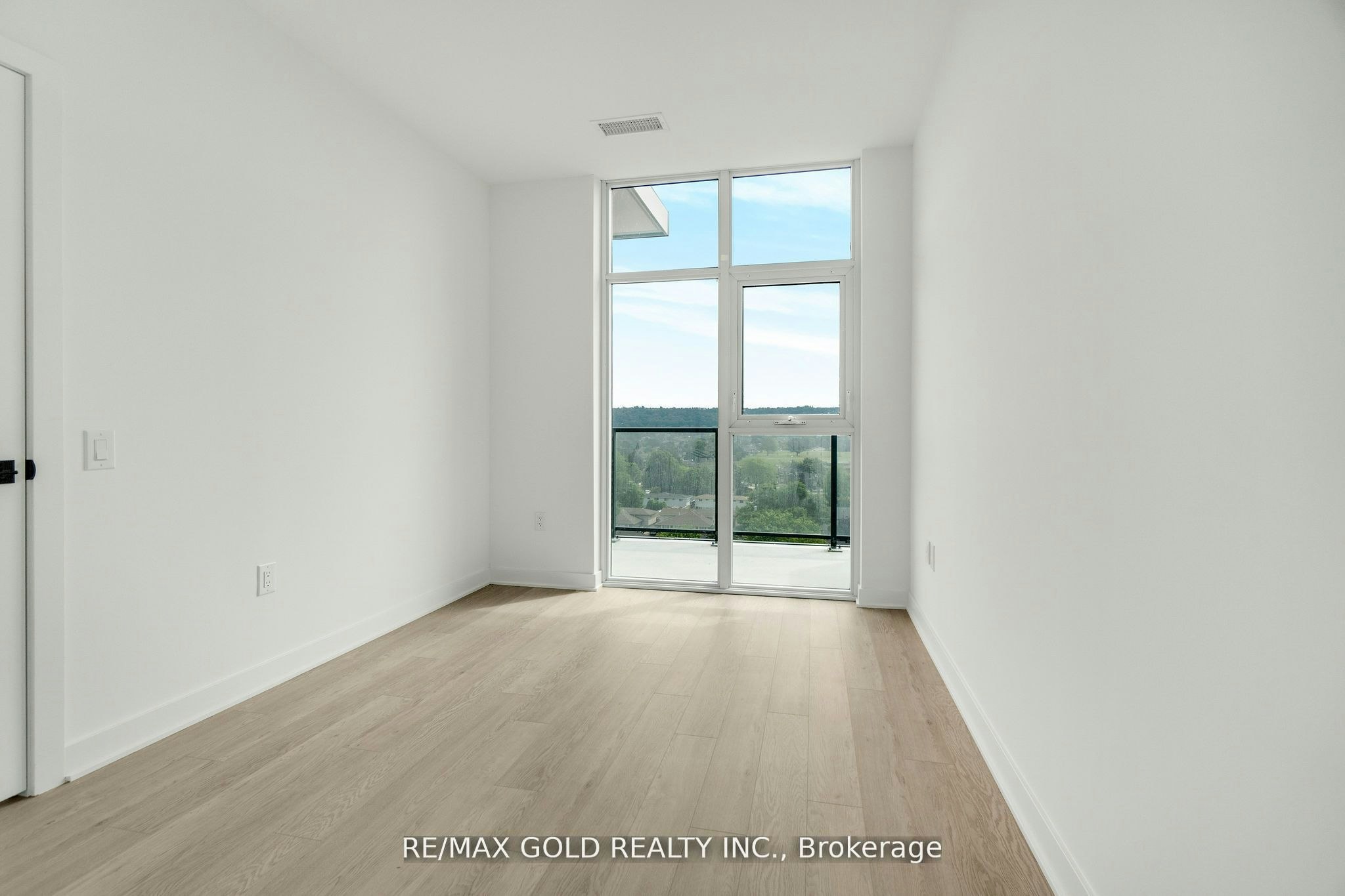 803-2782 Barton Street E, Hamilton, ON, L8E 0L3 - 30