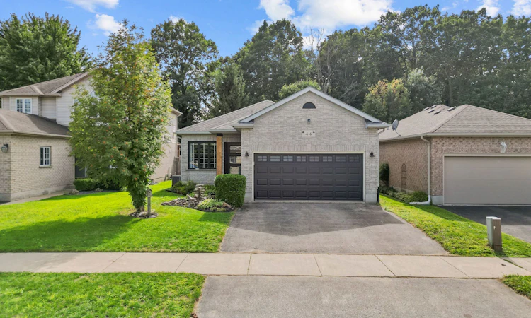 44 Juniper Crescent