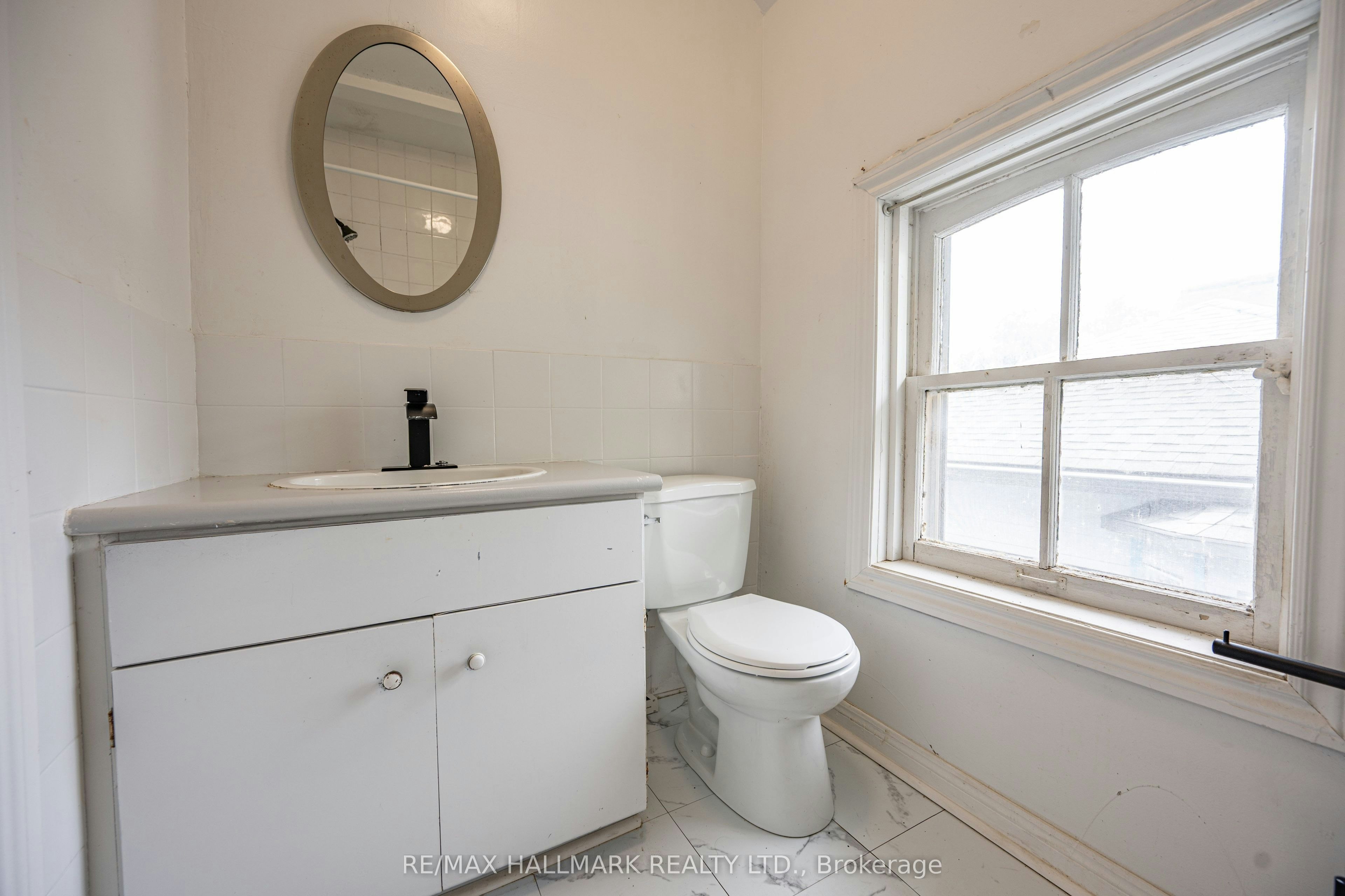 (Upper Floor)-307 Grey Street E, London, ON, N6B 1G7 - 13