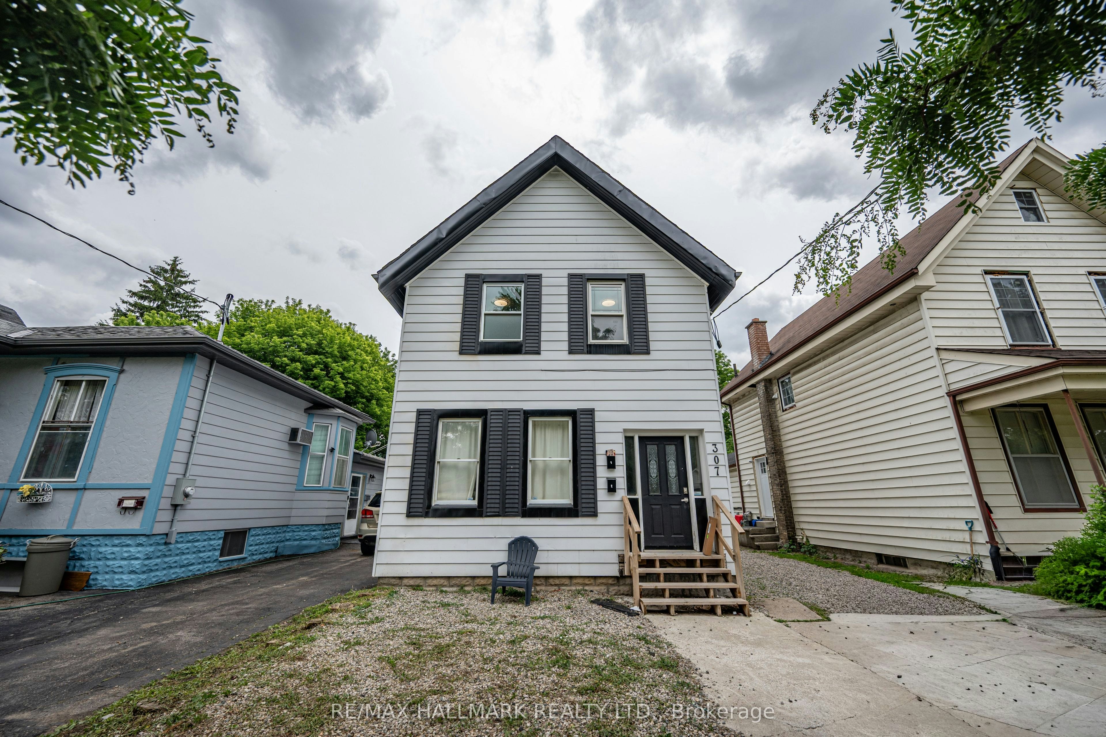 (Main Floor)-307 Grey Street, London, ON, N6B 1G7 - 2