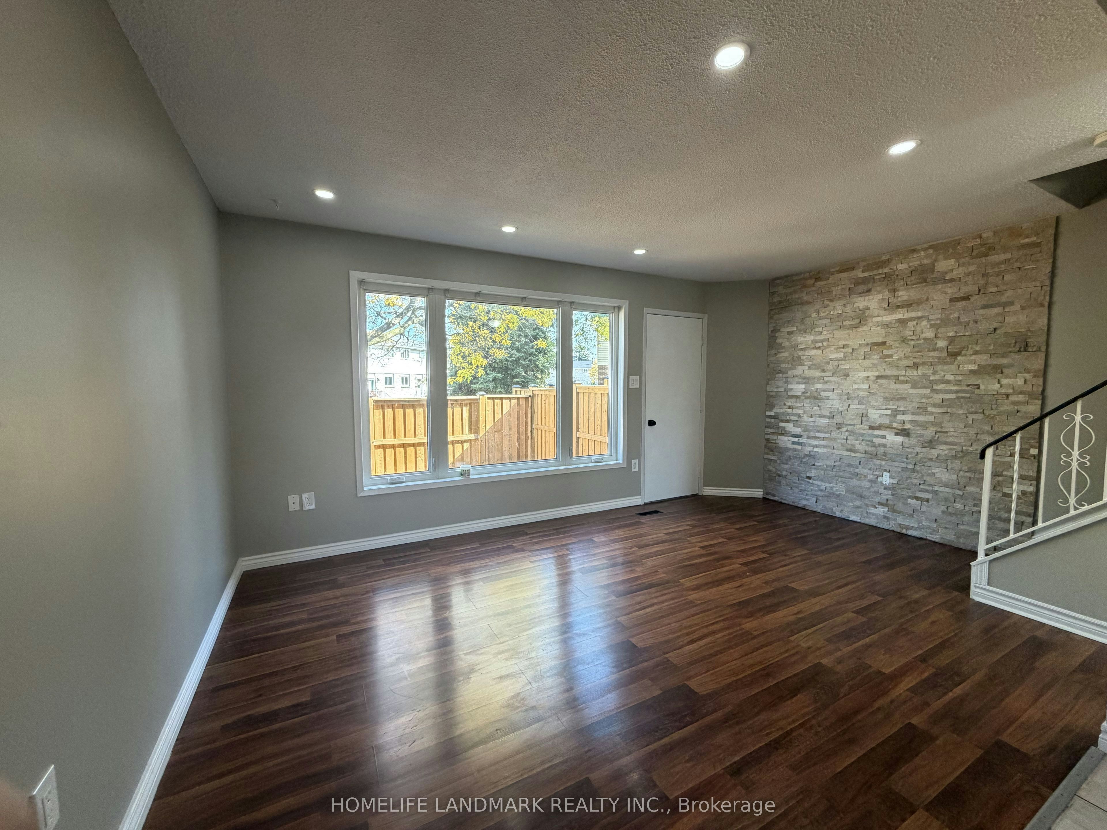 60-120 Quigley Road, Hamilton, ON, L8K 6L4 - 4