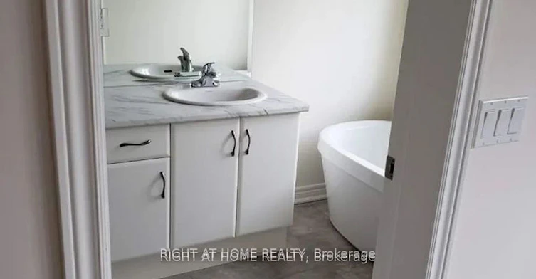 27 Bayonne Drive, Hamilton, ON, L8J 2T7 - 10