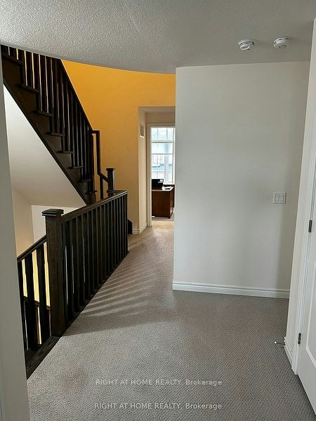 27 Bayonne Drive, Hamilton, ON, L8J 2T7 - 25