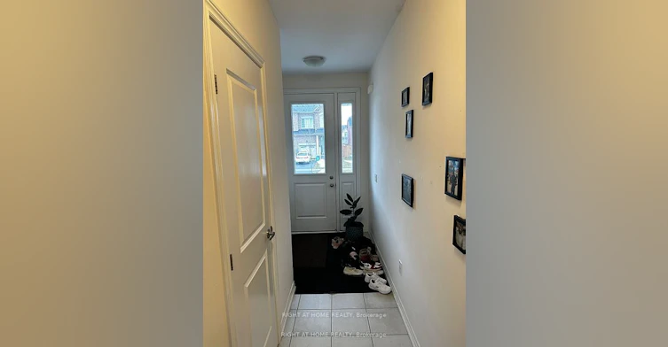 27 Bayonne Drive, Hamilton, ON, L8J 2T7 - 2