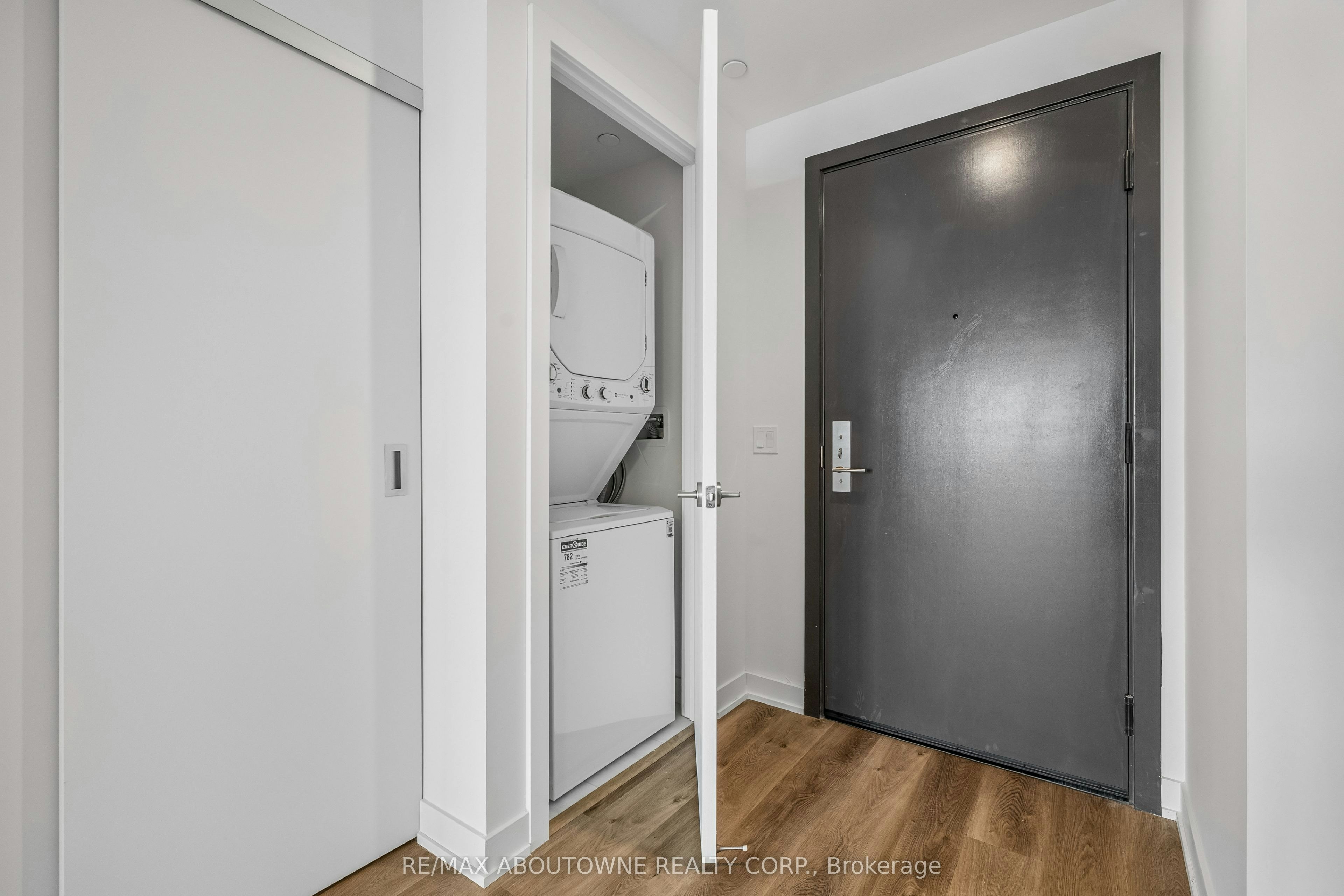 1802-91 John Street N, Hamilton, ON, L8R 1H7 - 28