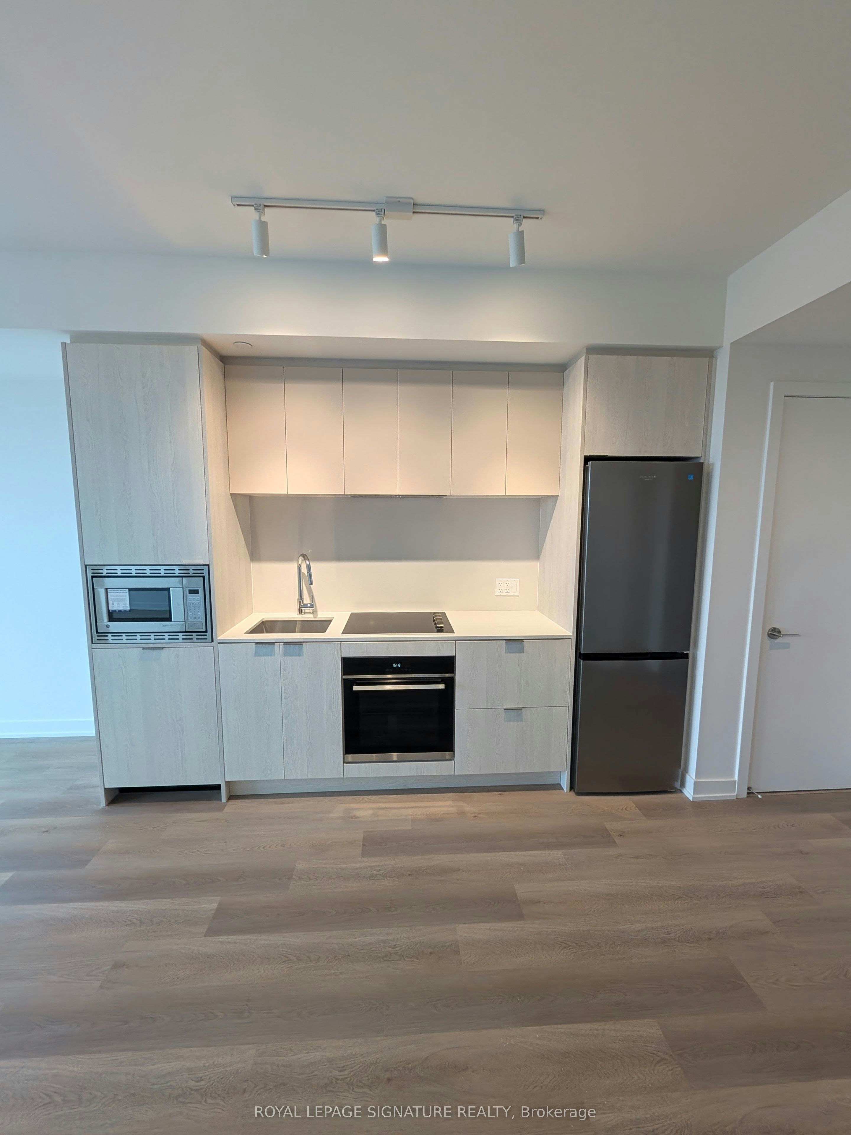 1212-101 John Street N, Hamilton, ON, L8R 0B8 - 7