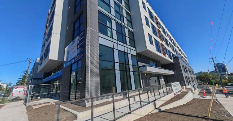303-88 Hickory Street W, Waterloo, ON, N2L 3T6