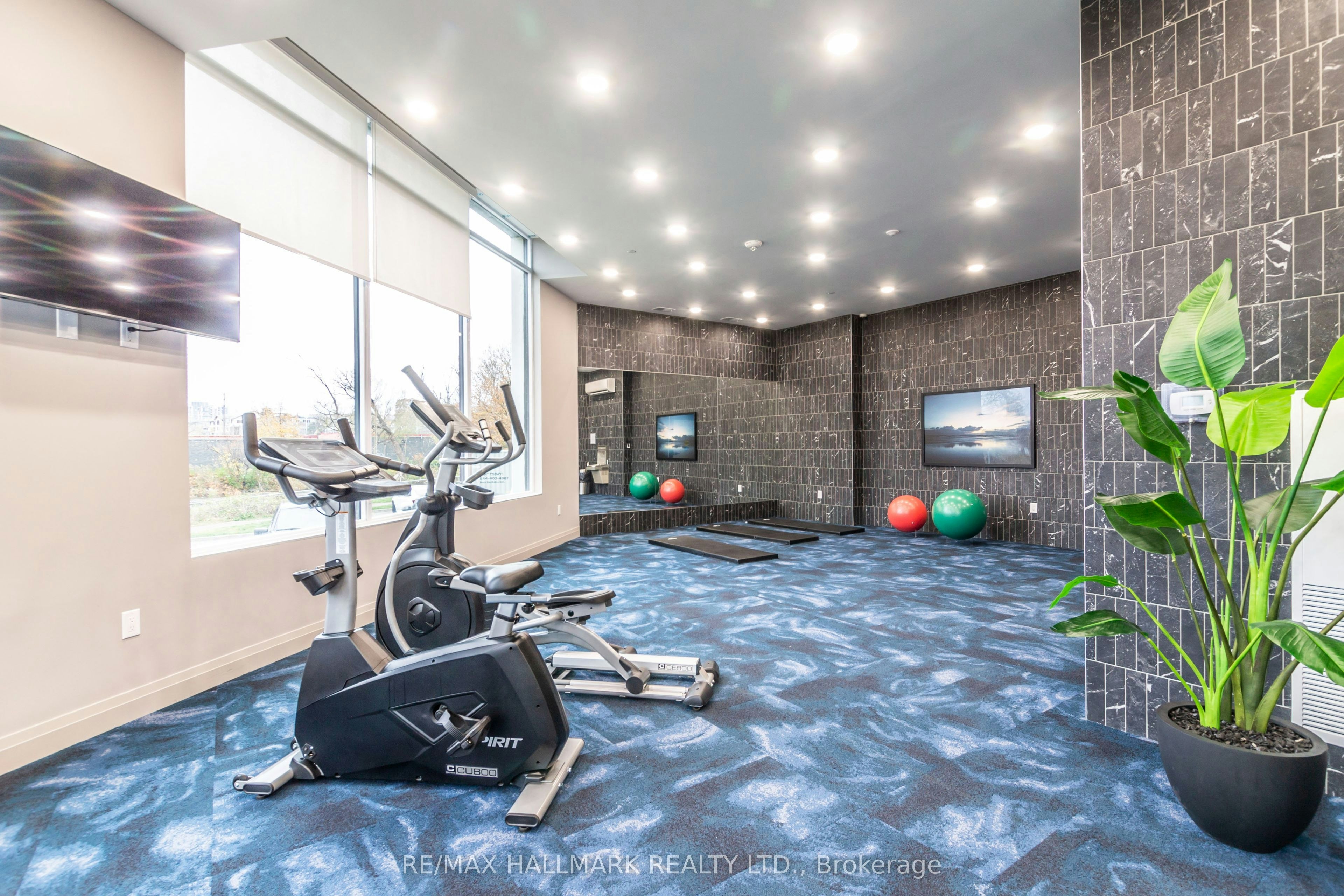 701-71 Wyndham Street S, Guelph, ON, N1E 5R3 - 35