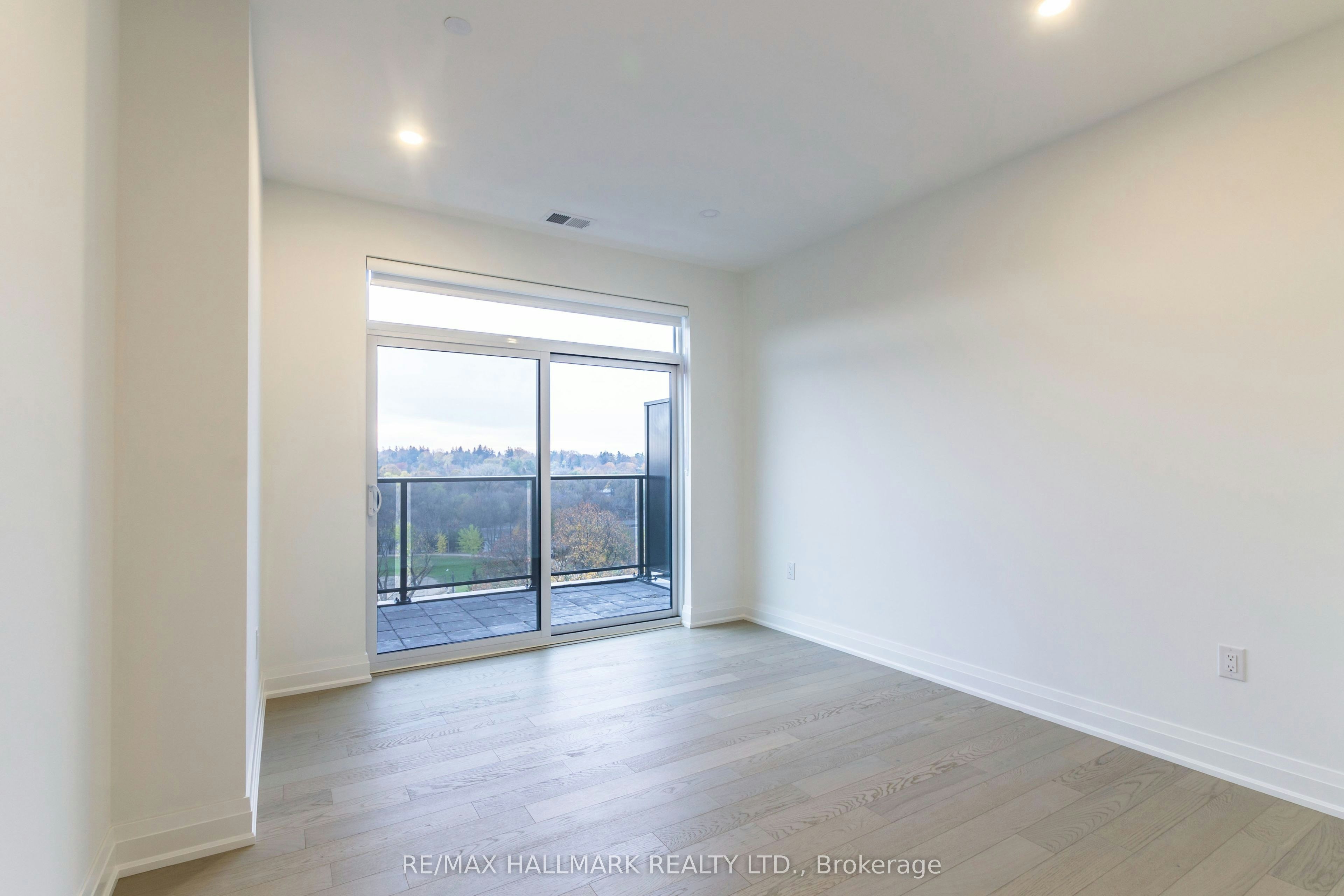 701-71 Wyndham Street S, Guelph, ON, N1E 5R3 - 14