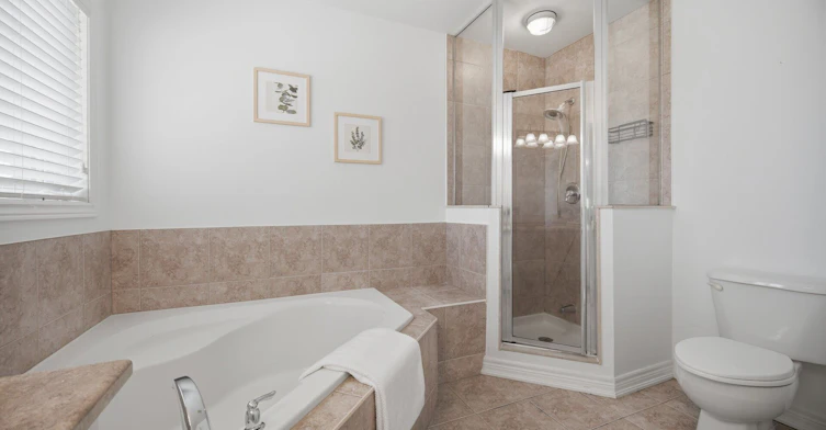 5 Westhampton Way, Hamilton, ON, L8E 6C8 - 28