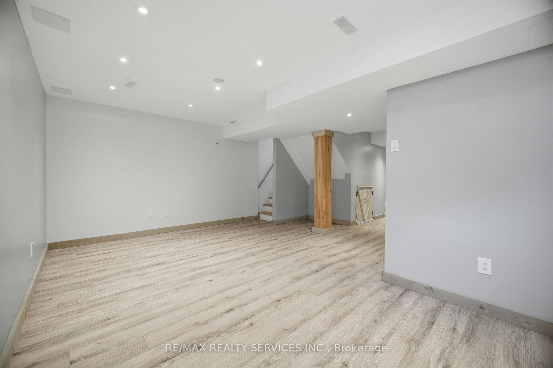 5 Westhampton Way, Hamilton, ON, L8E 6C8 - 41