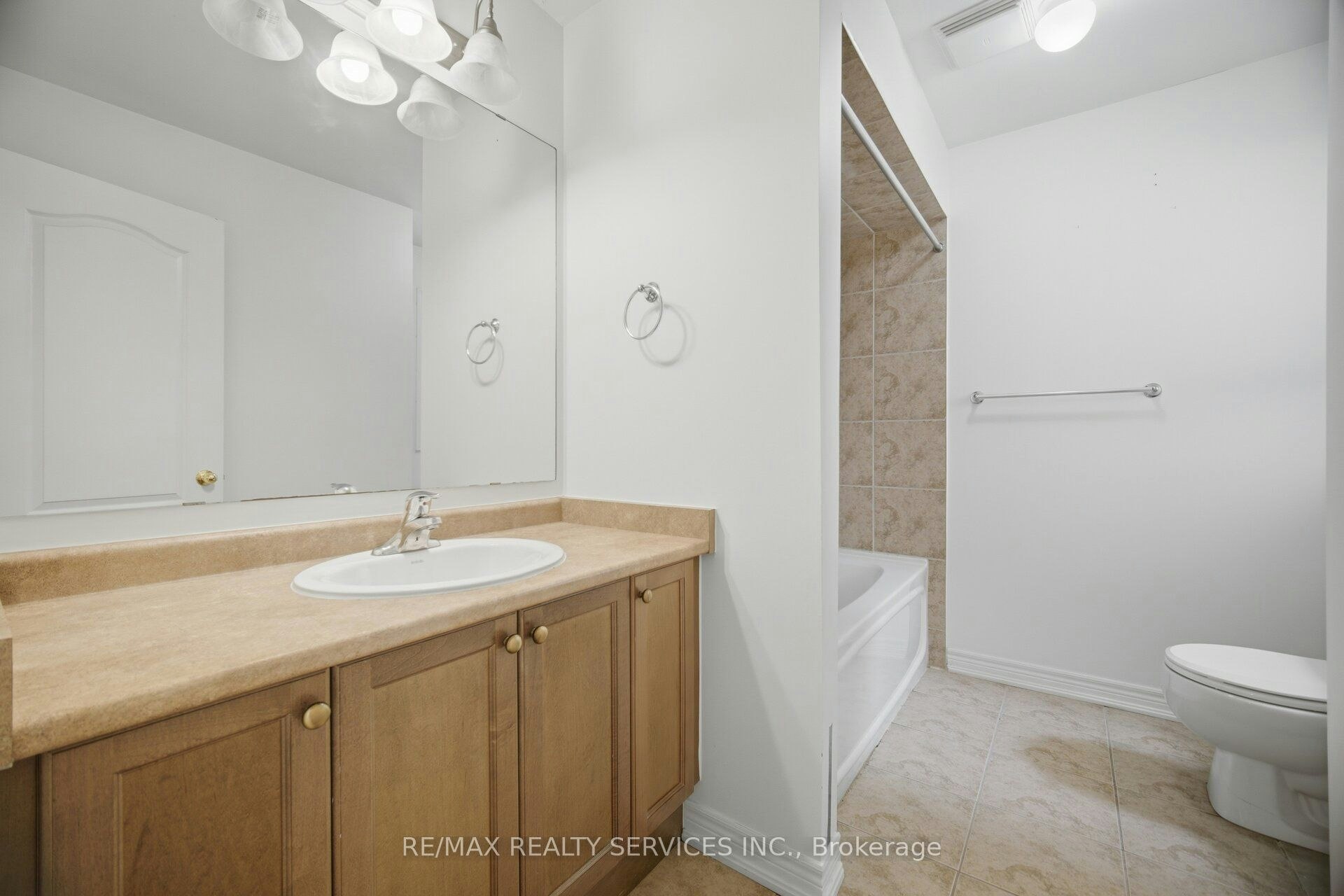 5 Westhampton Way, Hamilton, ON, L8E 6C8 - 36