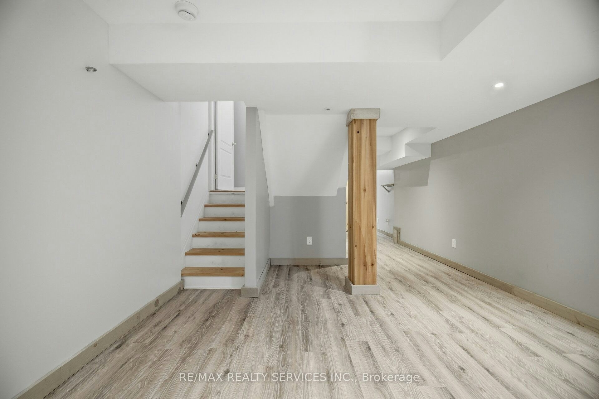5 Westhampton Way, Hamilton, ON, L8E 6C8 - 39