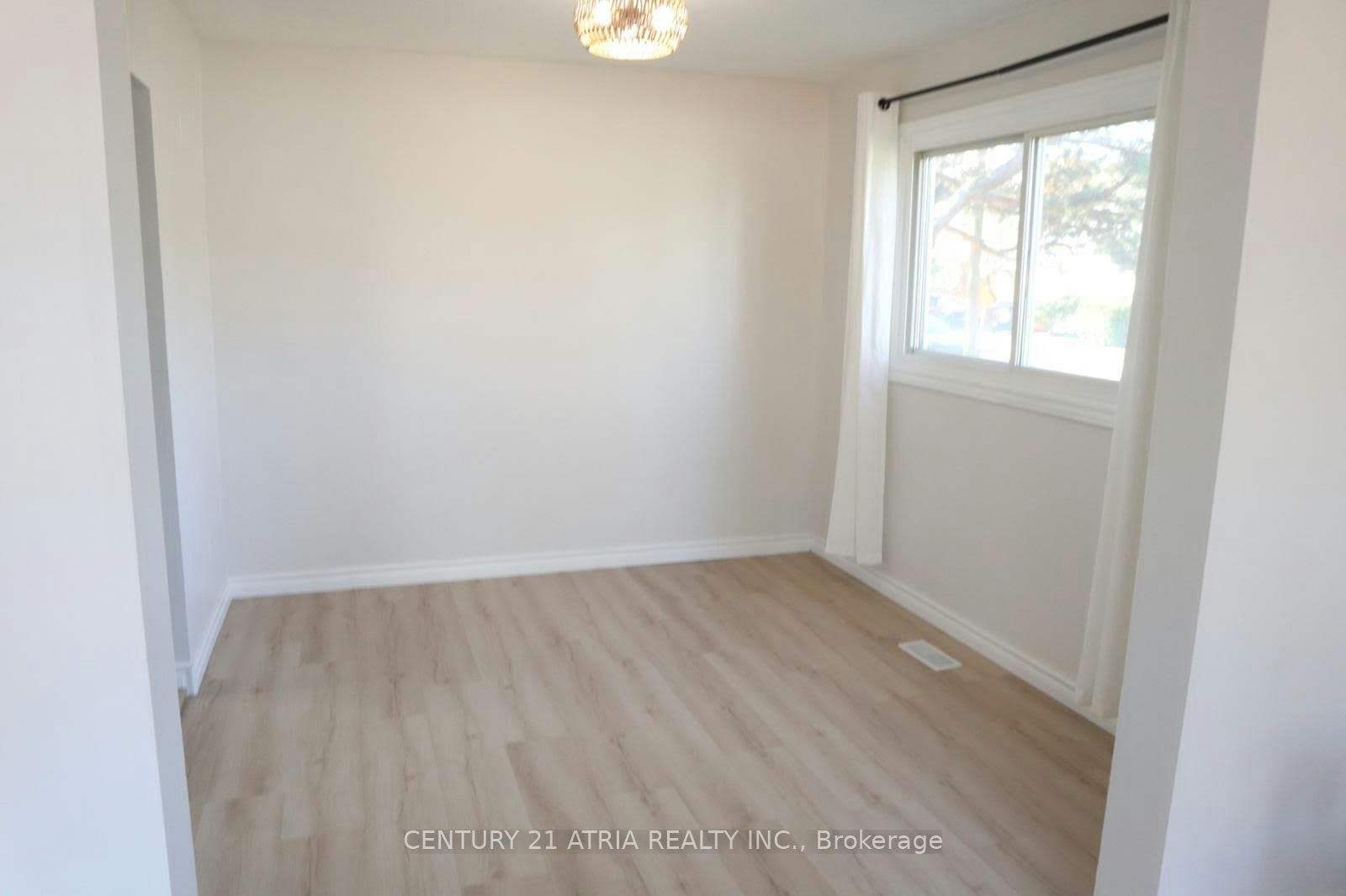 47-2700 Barton Street E, Hamilton, ON, L8E 2J7 - 3