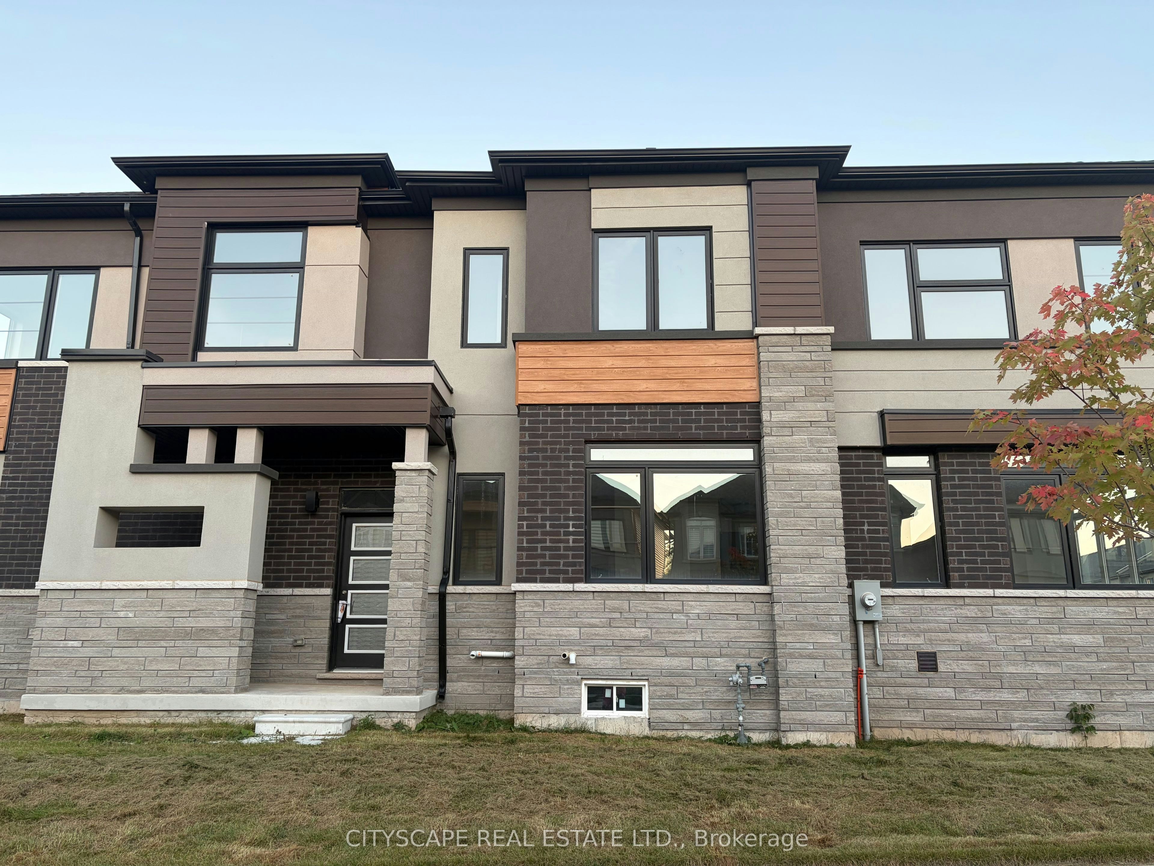 28 Mckernan Avenue, Brantford, ON, N3V 0C2 - 8