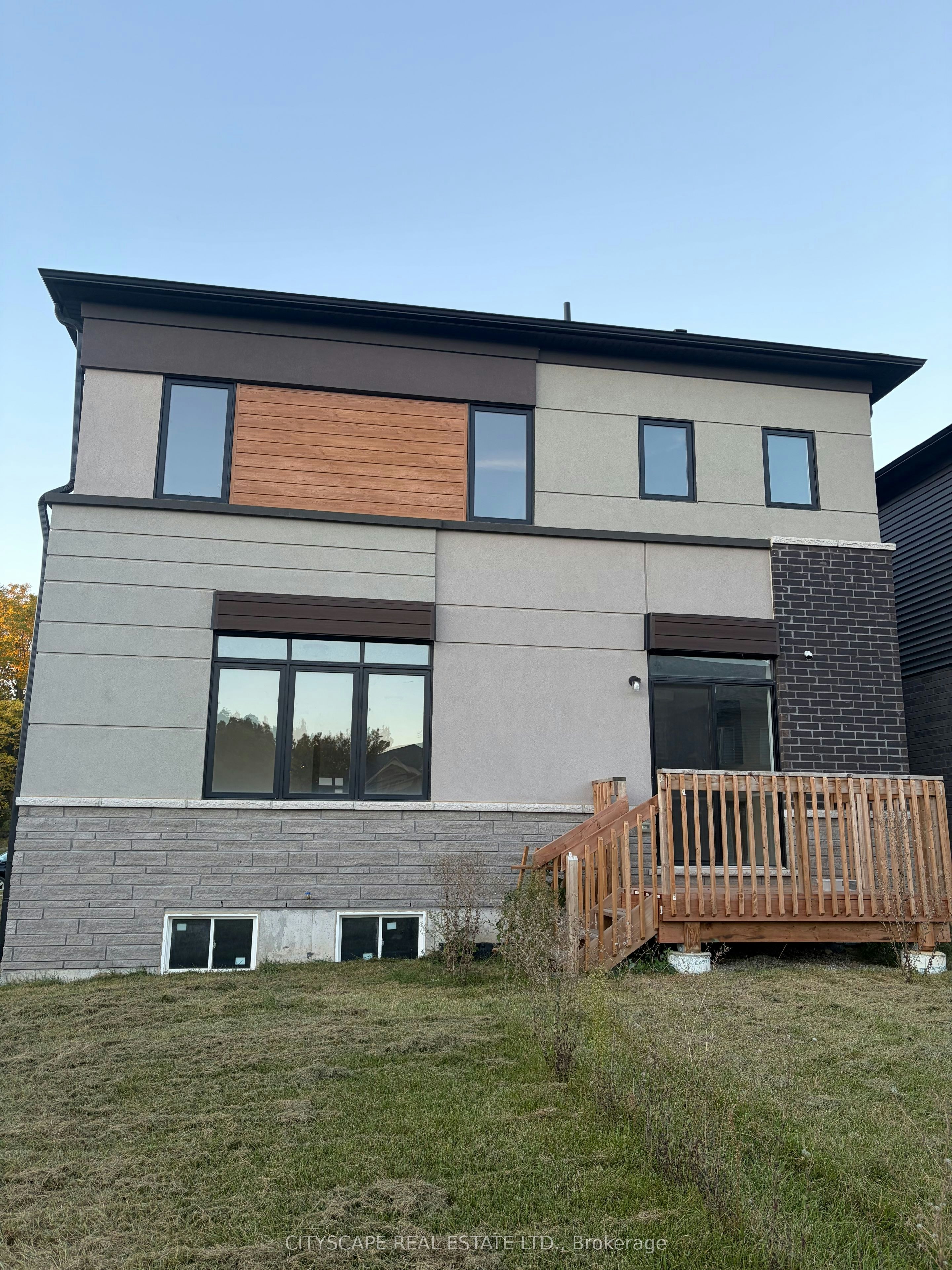 28 Mckernan Avenue, Brantford, ON, N3V 0C2 - 7