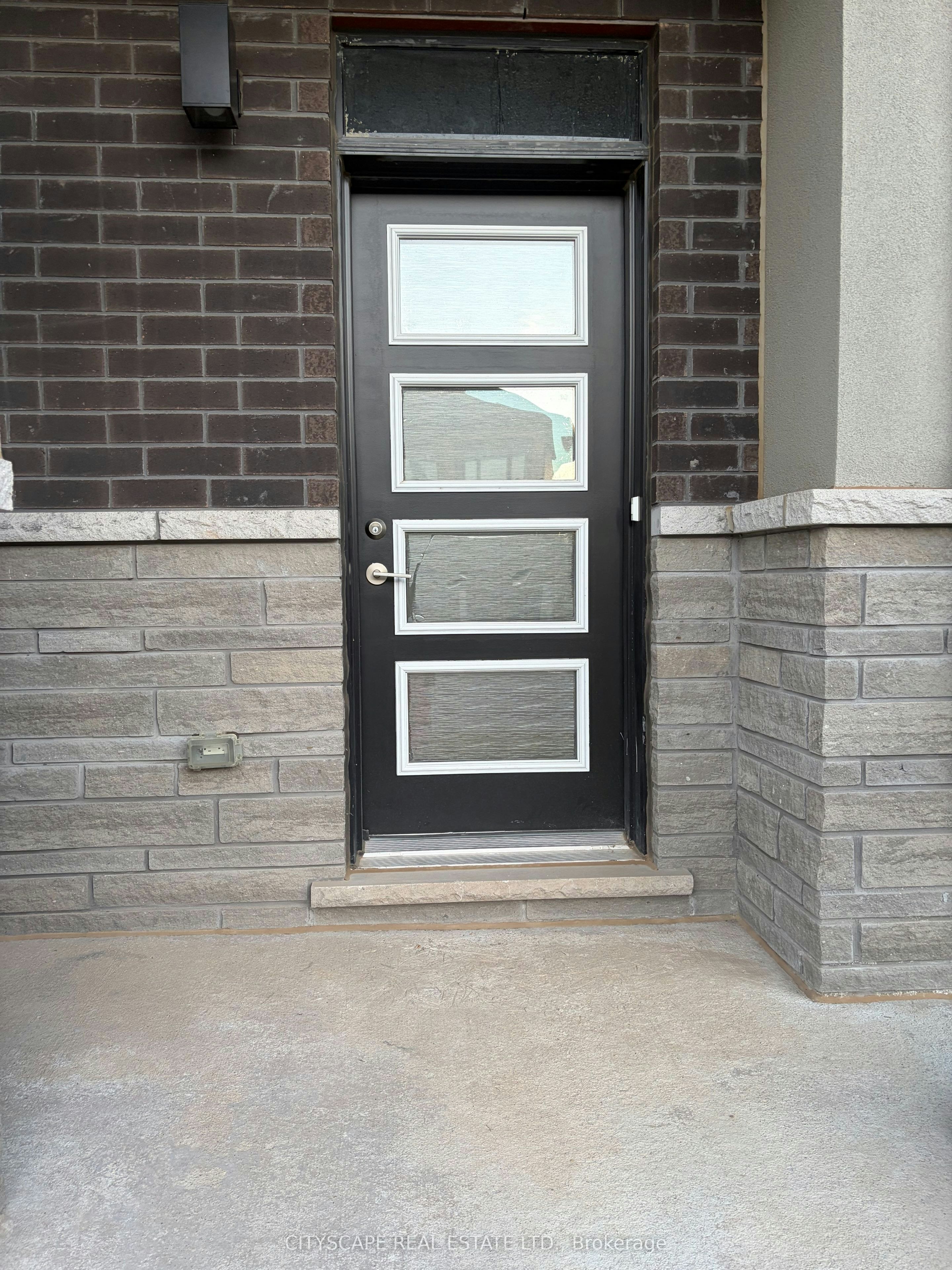 28 Mckernan Avenue, Brantford, ON, N3V 0C2 - 9
