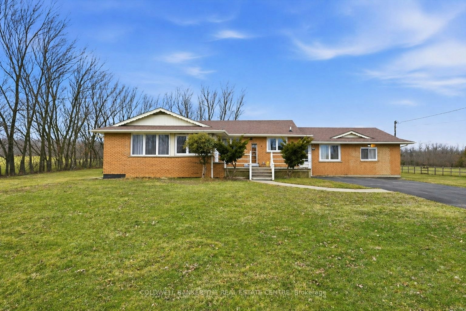 356 Mountain Road, Grimsby, ON, L3M 4E7