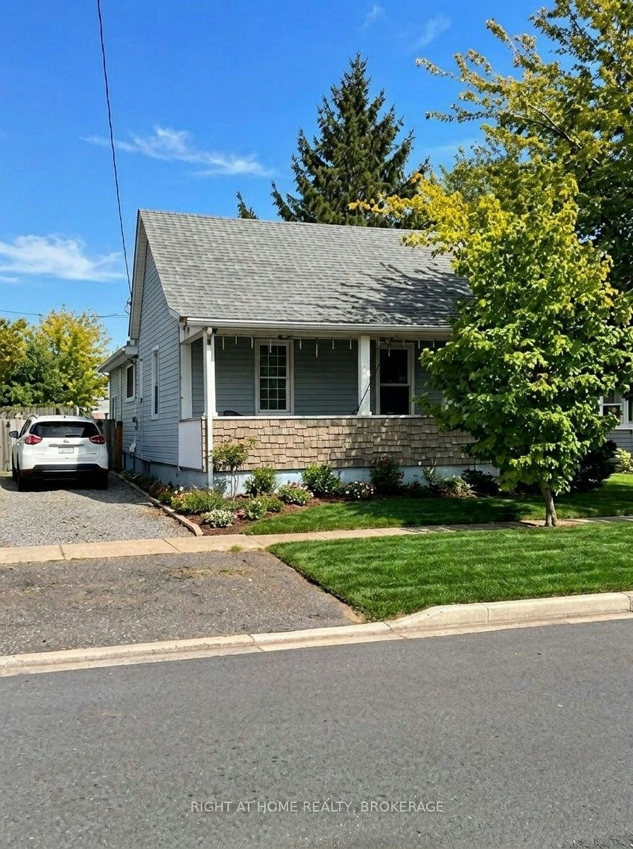 94 Haynes Avenue, St. Catharines, ON, L2R 3Z6
