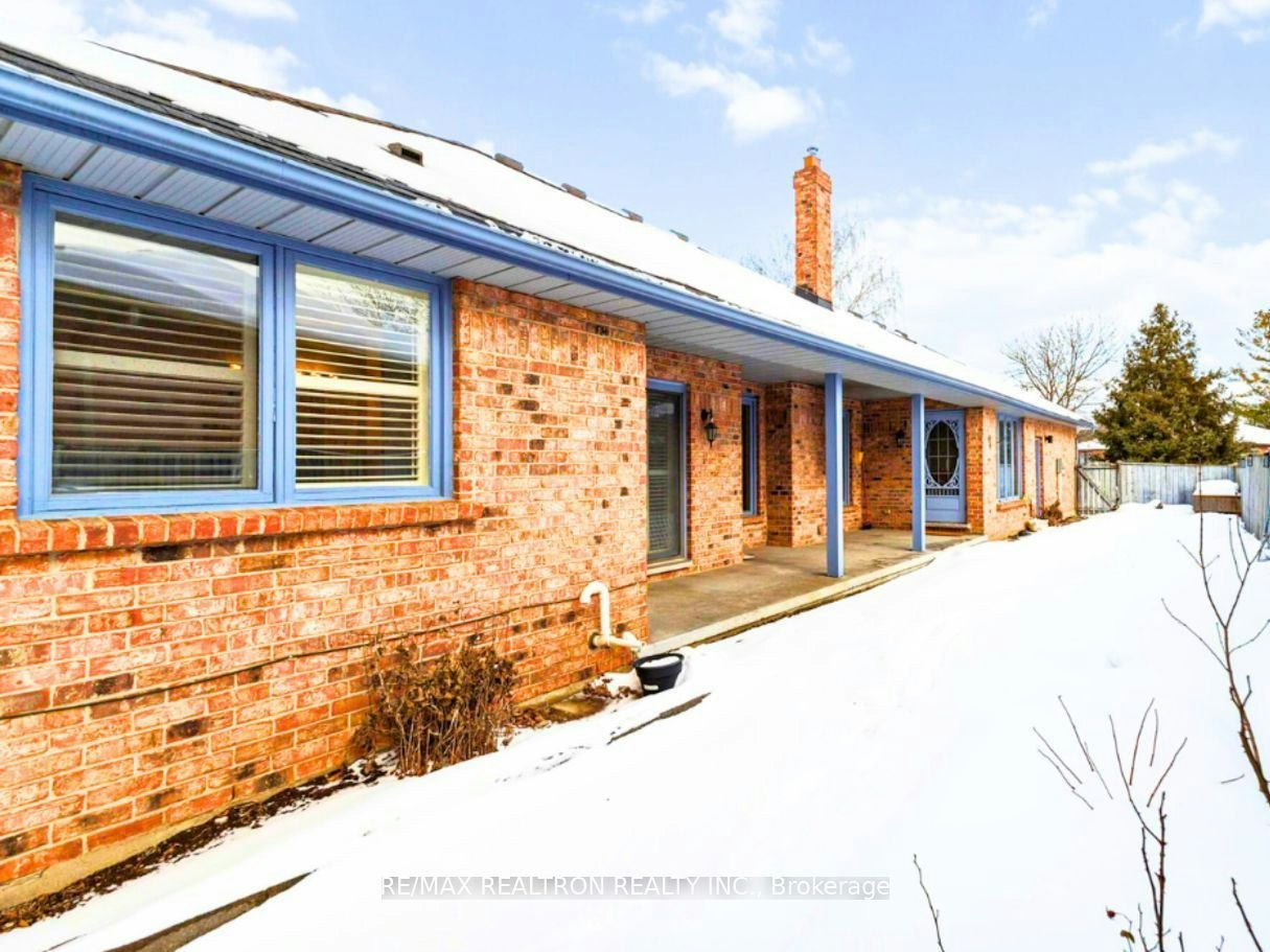 75 Sunnyside Drive, London, ON, N5X 3M4 - 3