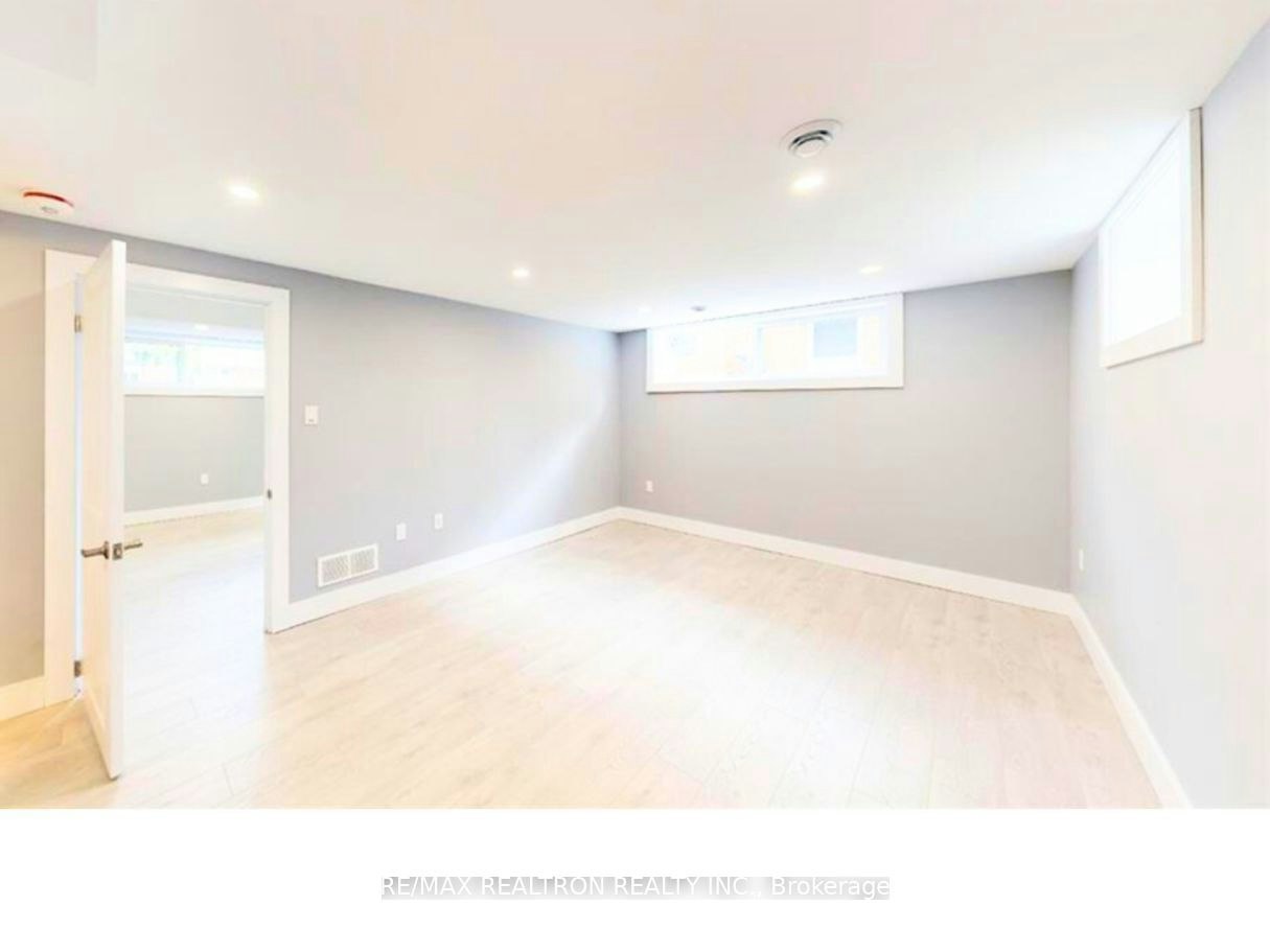 Unit A-77 Godfrey Drive, London, ON, M5V 2E8 - 6