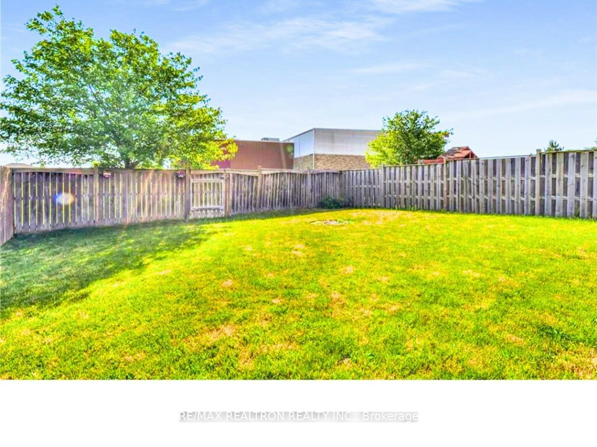 Main Floor-2062 Cherrywood Trail, London, ON, N6H 5K1 - 5