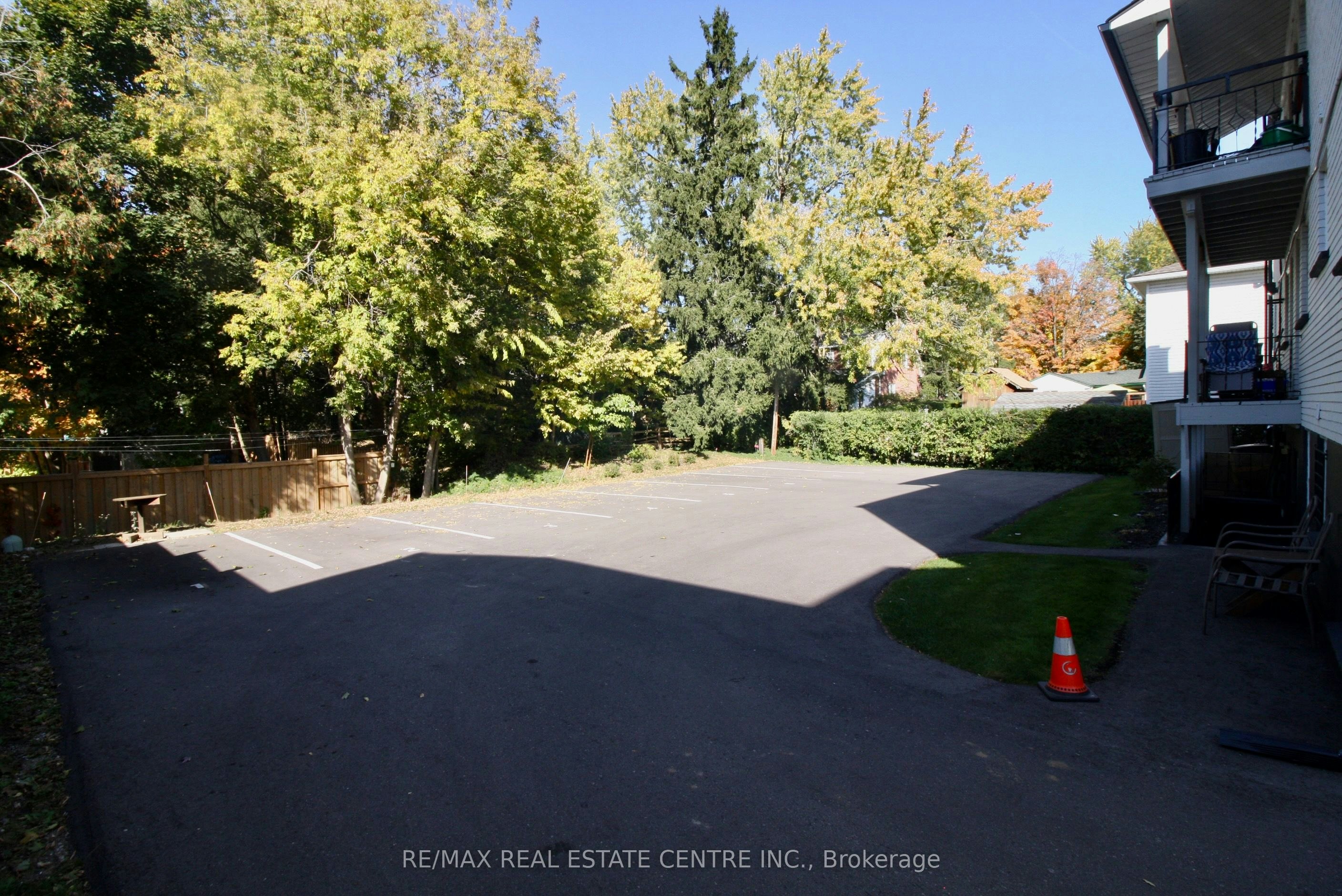 1-424 Argyle Street S, Cambridge, ON, N3H 1R4 - 2