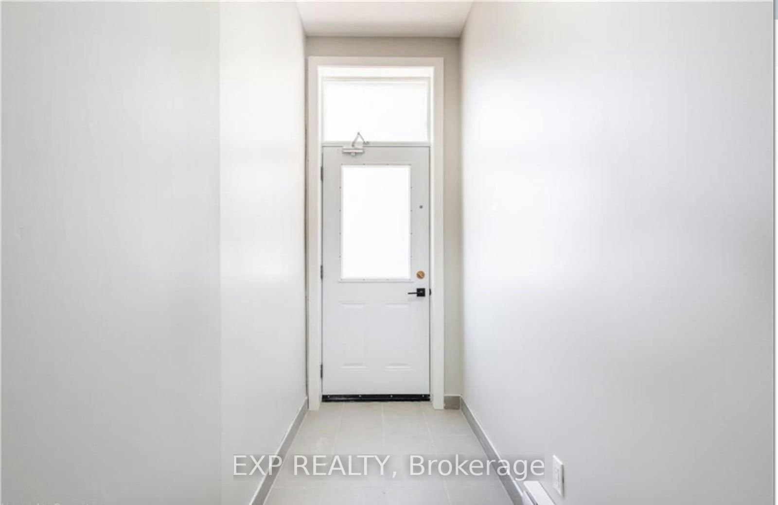 1-102 Wellington Street N, Hamilton, ON, L8R 1N3 - 3