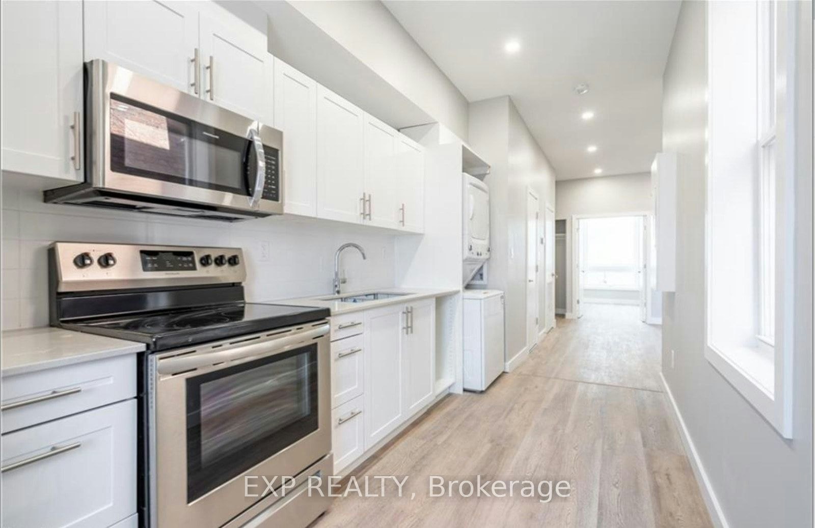 1-102 Wellington Street N, Hamilton, ON, L8R 1N3 - 11