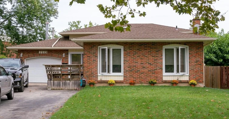 7123 Barto Crescent, Niagara Falls, ON, L2G 7G9 - 2