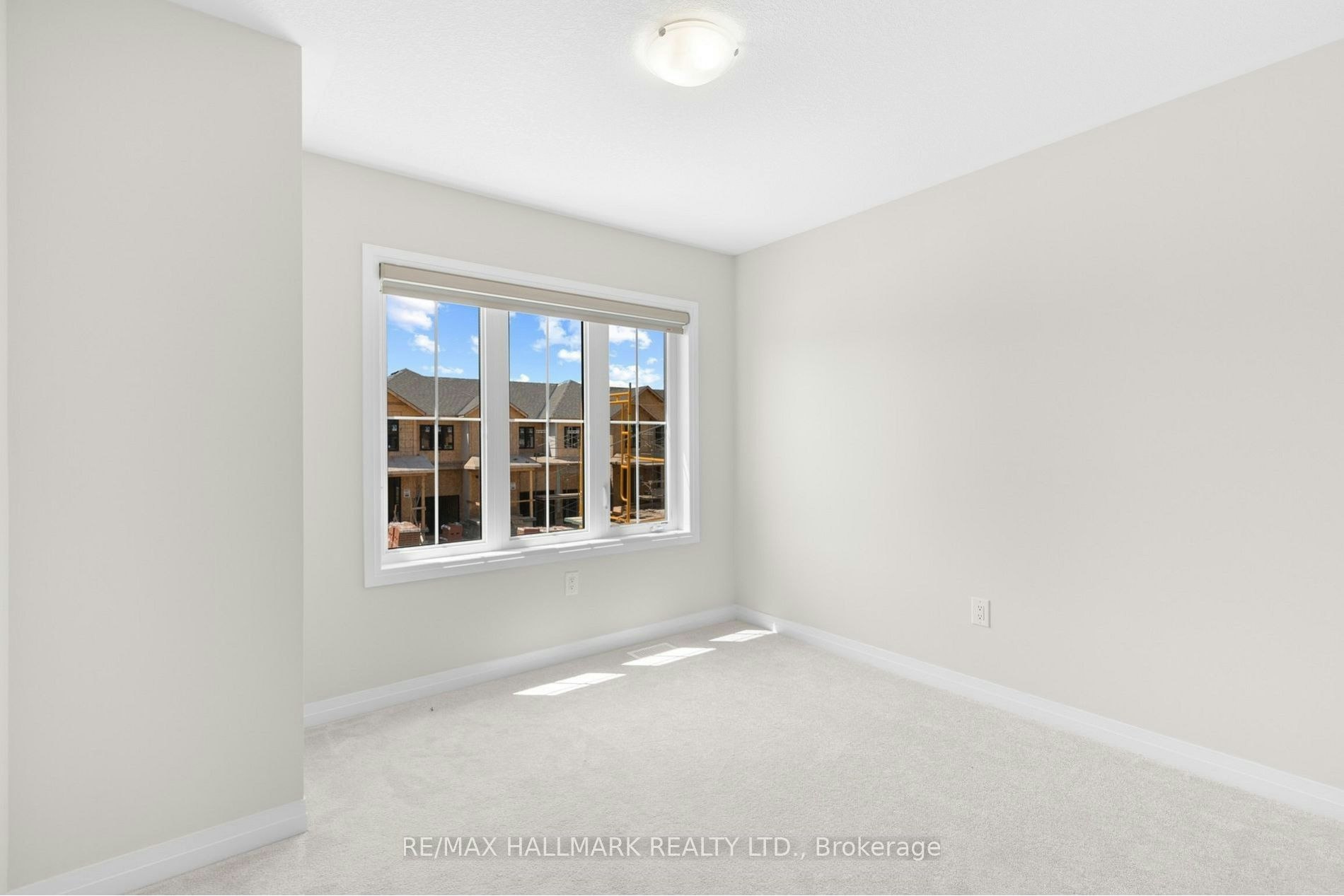16 Crossmore Crescent, Cambridge, ON, N1S 0C7 - 18