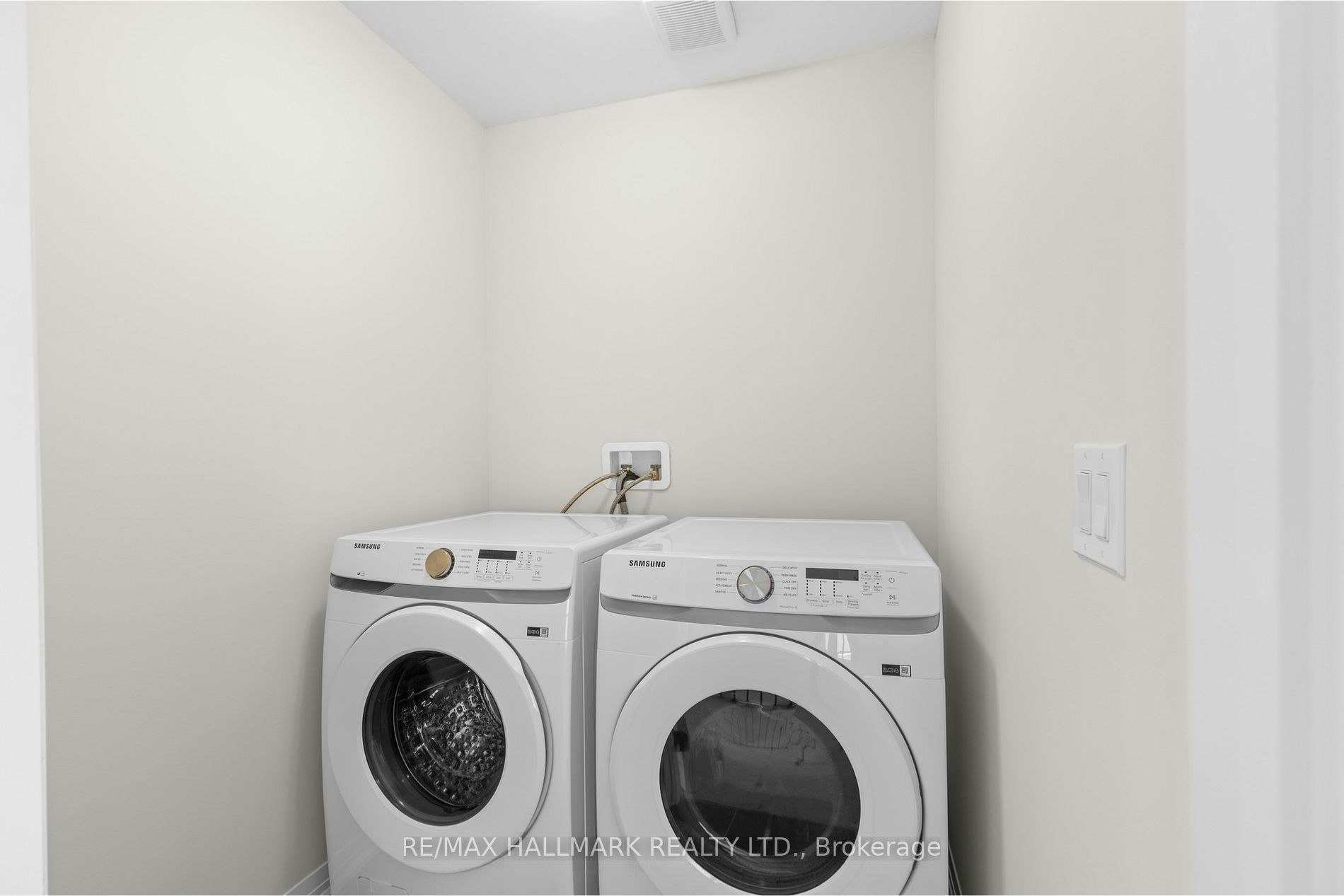 16 Crossmore Crescent, Cambridge, ON, N1S 0C7 - 20