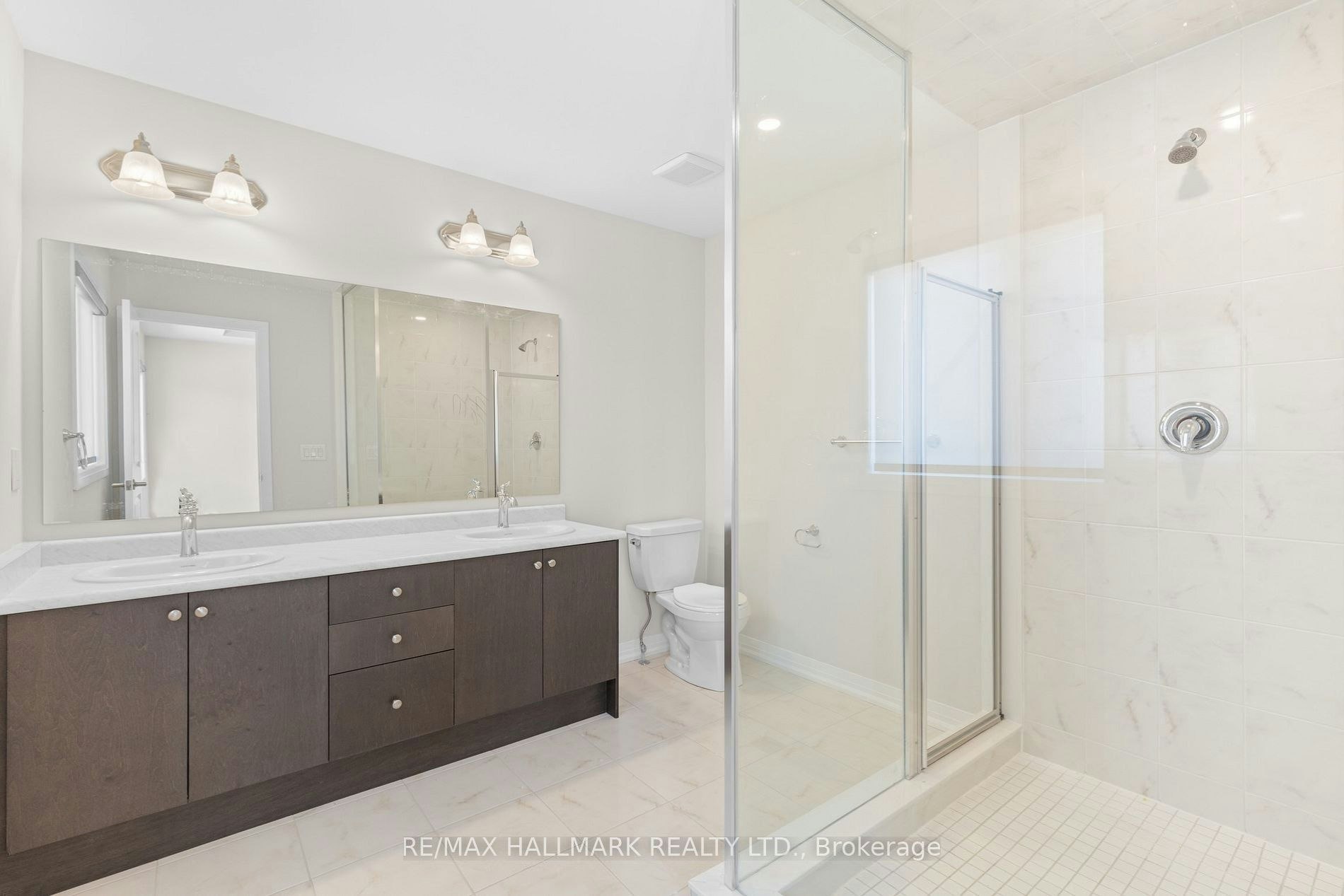 16 Crossmore Crescent, Cambridge, ON, N1S 0C7 - 15