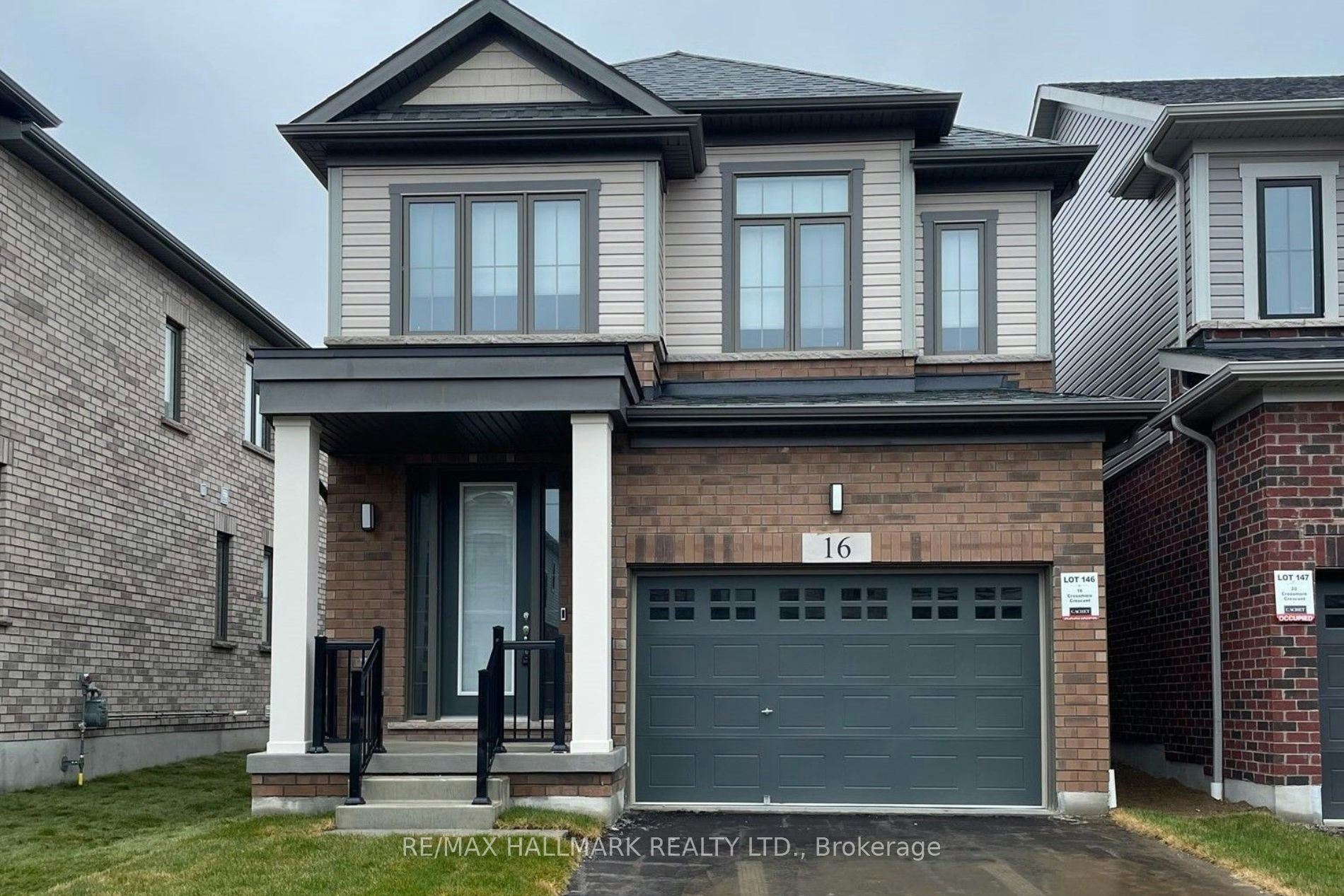 16 Crossmore Crescent, Cambridge, ON, N1S 0C7