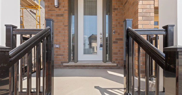 16 Crossmore Crescent, Cambridge, ON, N1S 0C7 - 2