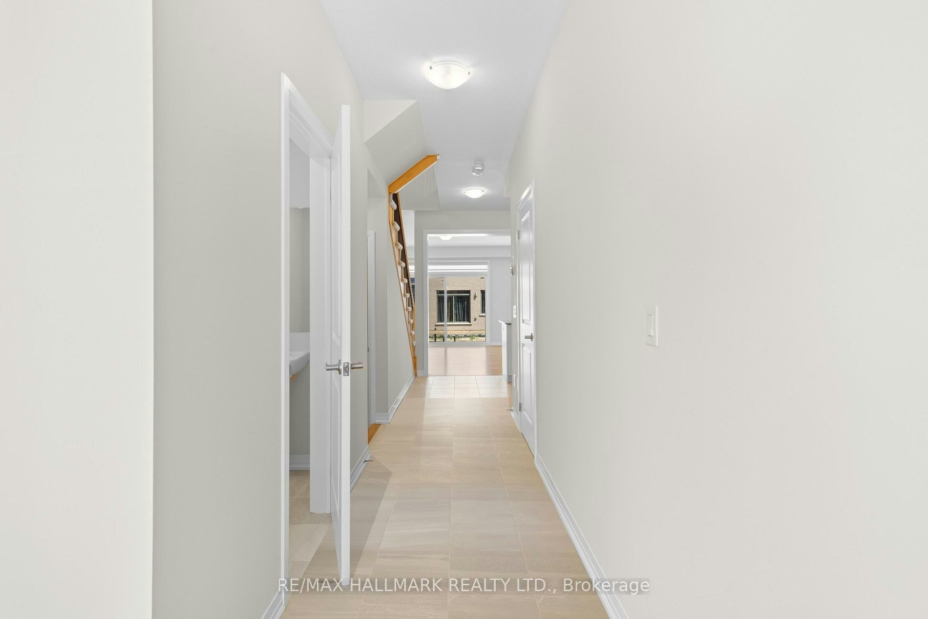 16 Crossmore Crescent, Cambridge, ON, N1S 0C7 - 4