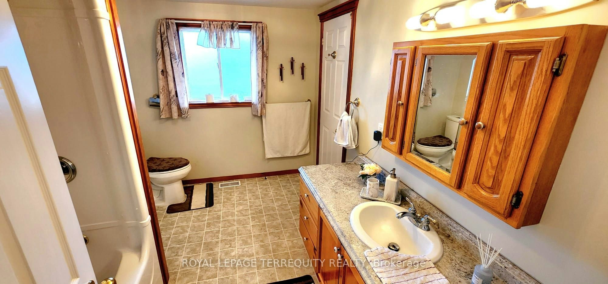 117 Front Street W, Kawartha Lakes, ON, K0M 1A0 - 22