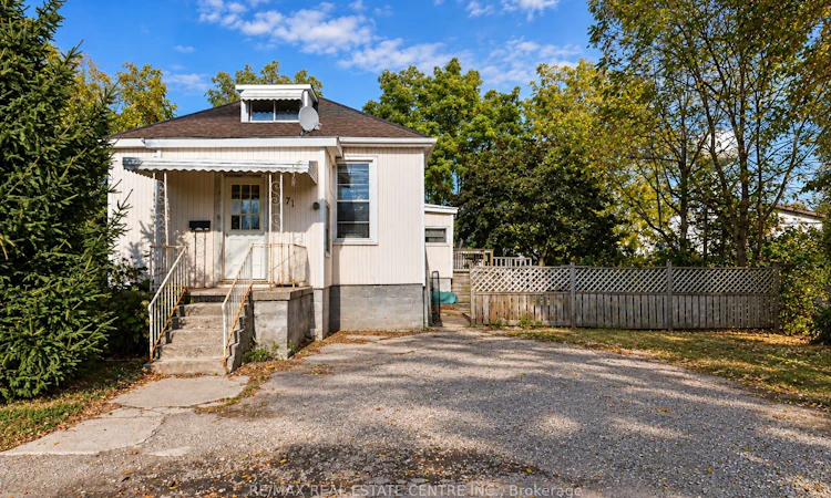 71 Dennis Street