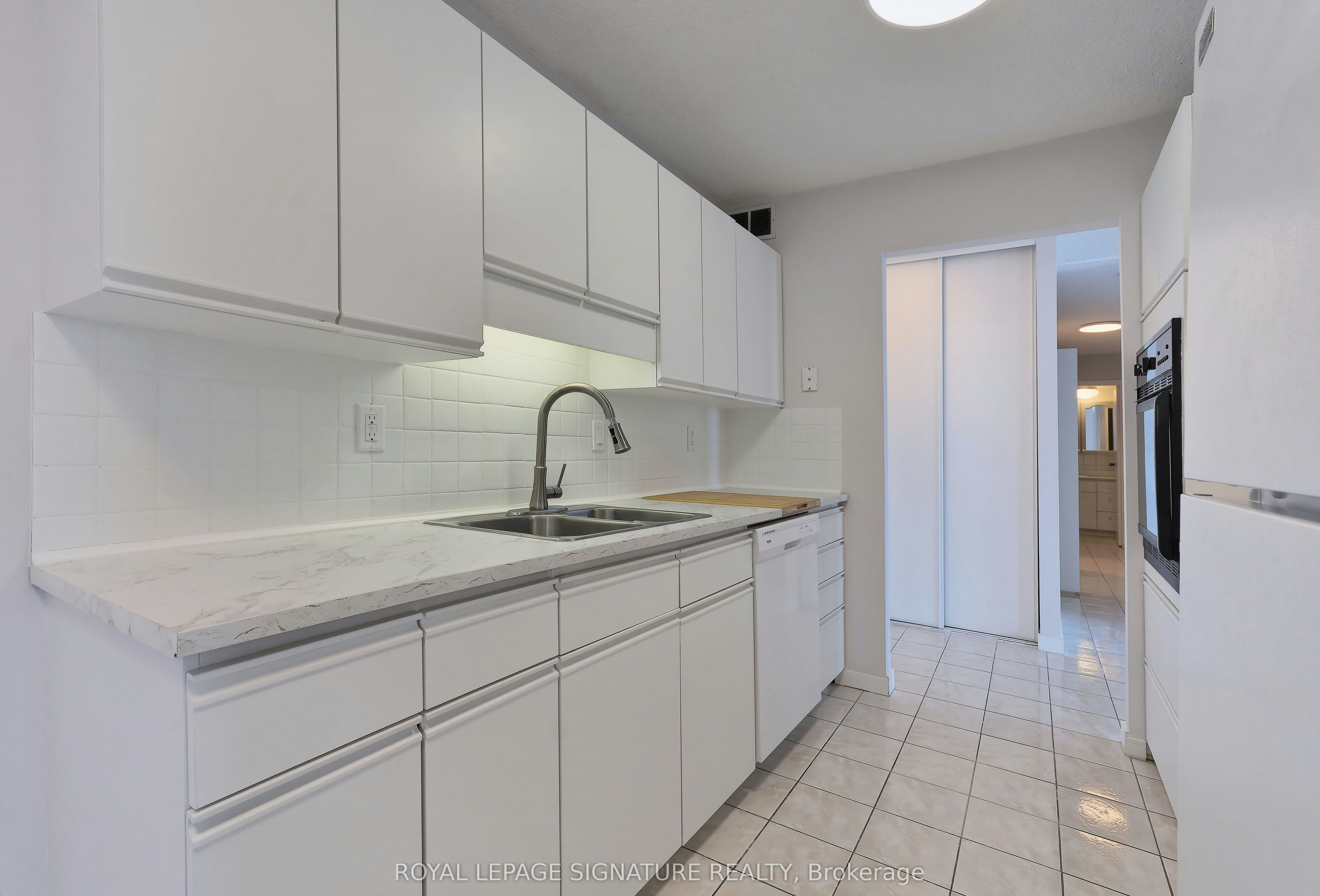 607-19 Woodlawn Road E, Guelph, ON, N1H 7B1 - 11