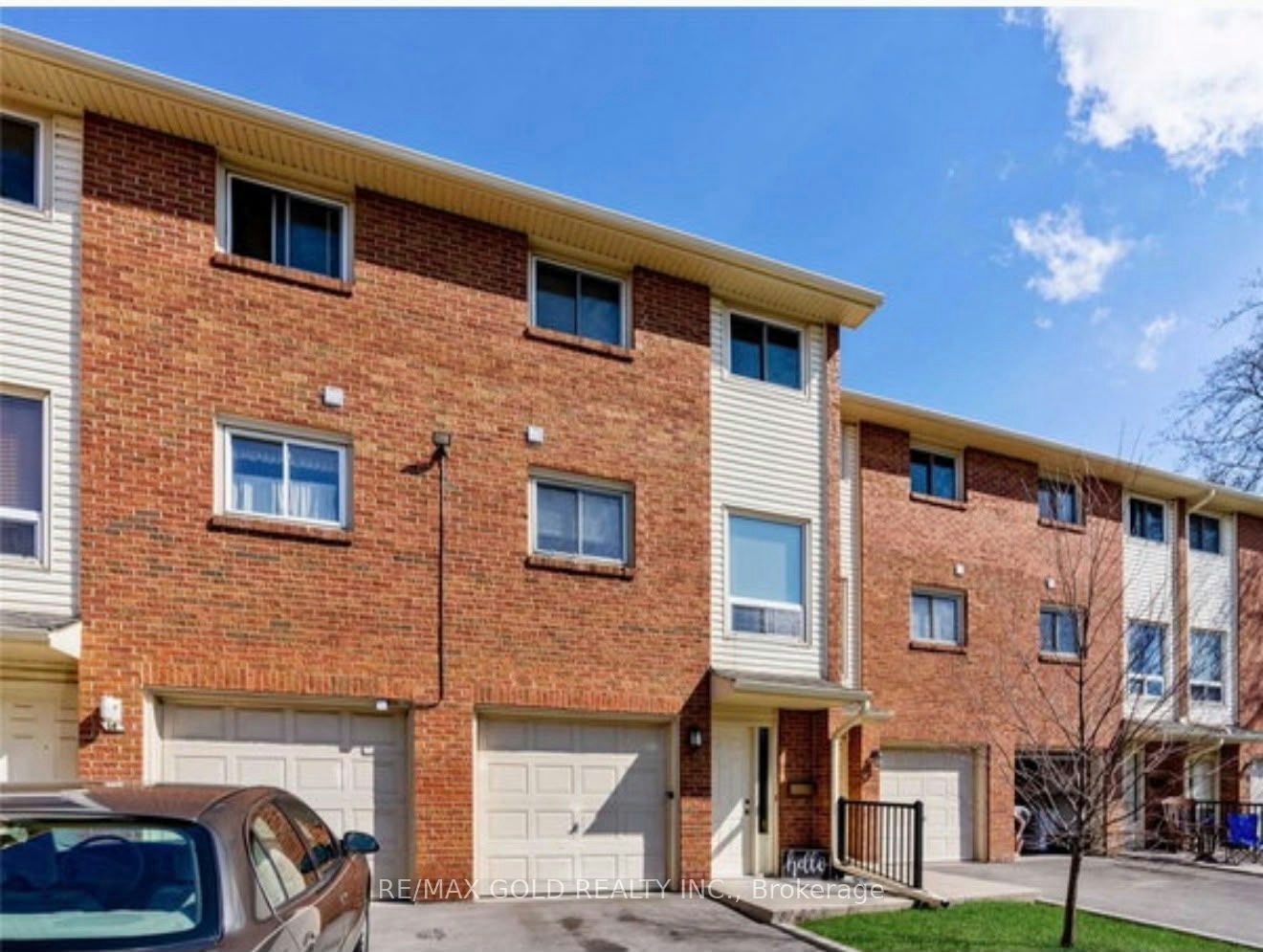 15-6 Loconder Drive, Hamilton, ON, L8W 1V8