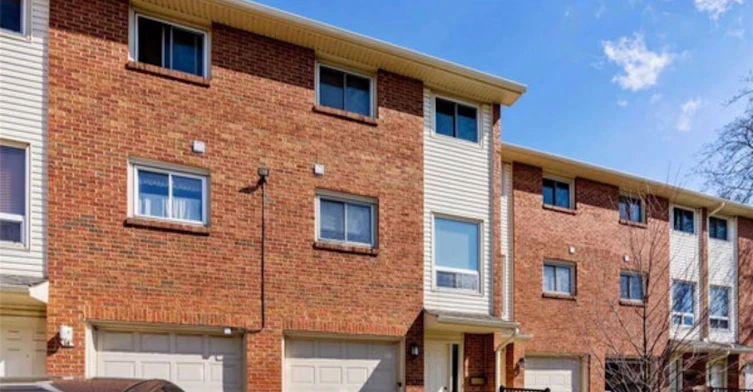 15-6 Loconder Drive, Hamilton, ON, L8W 1V8