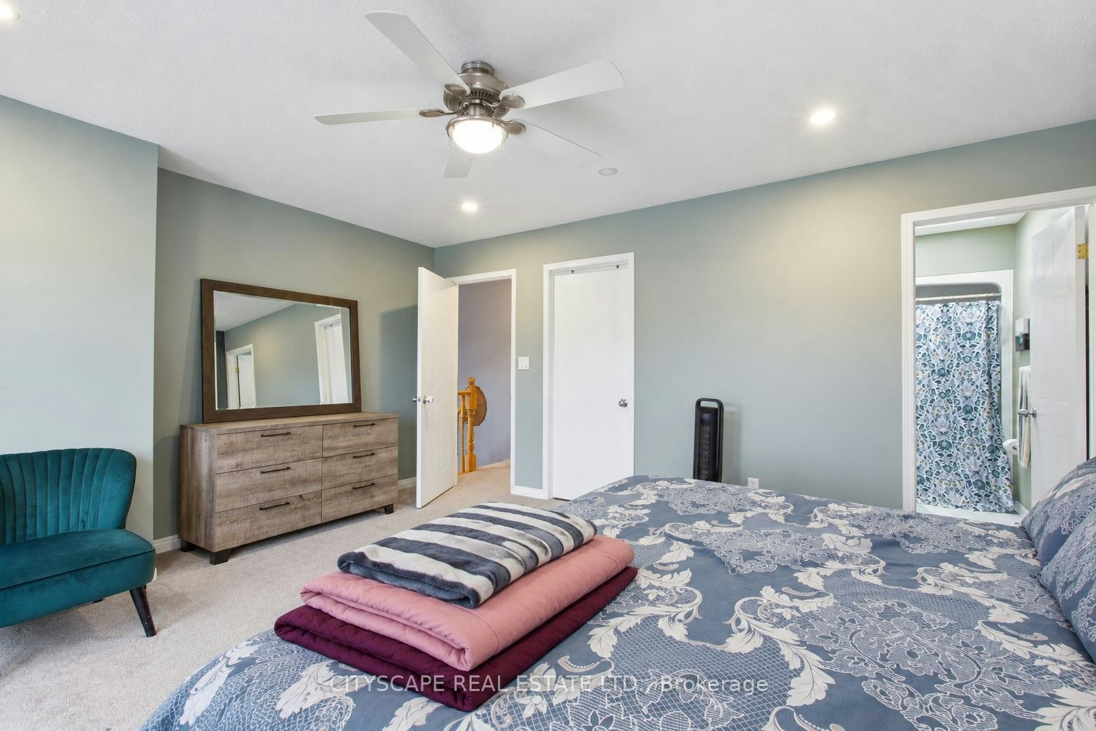 24 Gees Way, Cambridge, ON, N3C 4M5 - 13