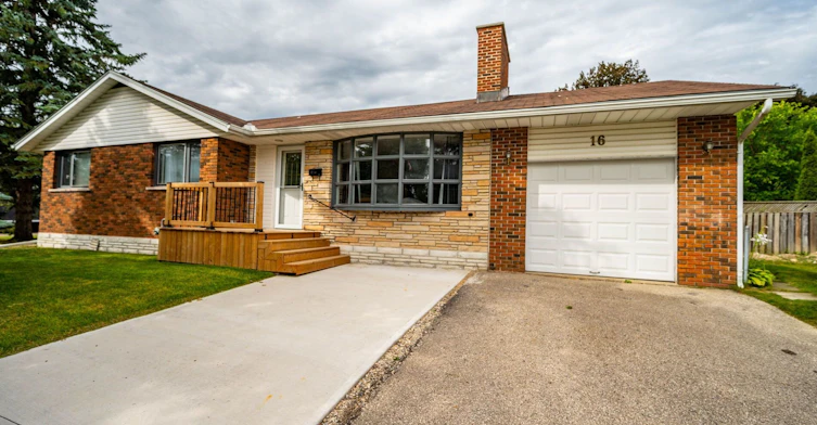 Upper-16 Eleanor Court, Guelph, ON, N1E 1S8 - 6