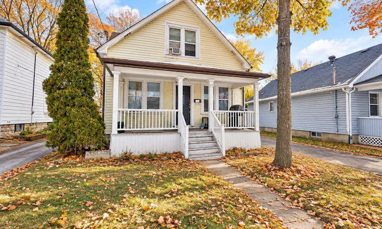 17 Manning Street