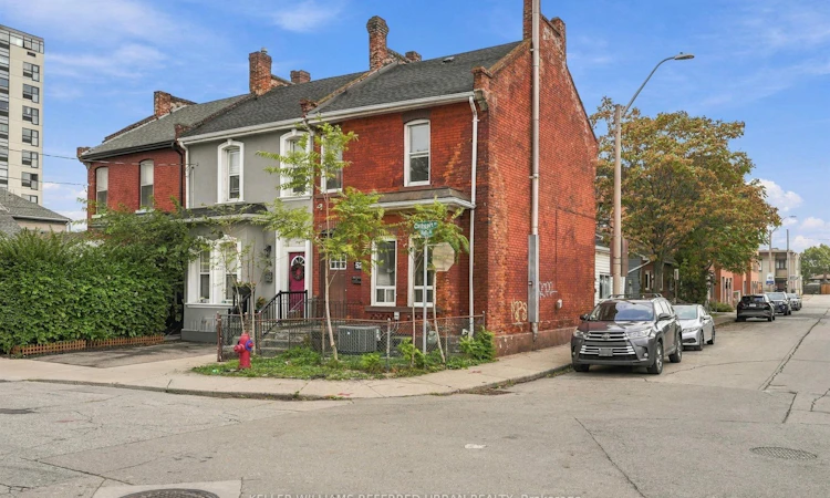 52 Cathcart Street