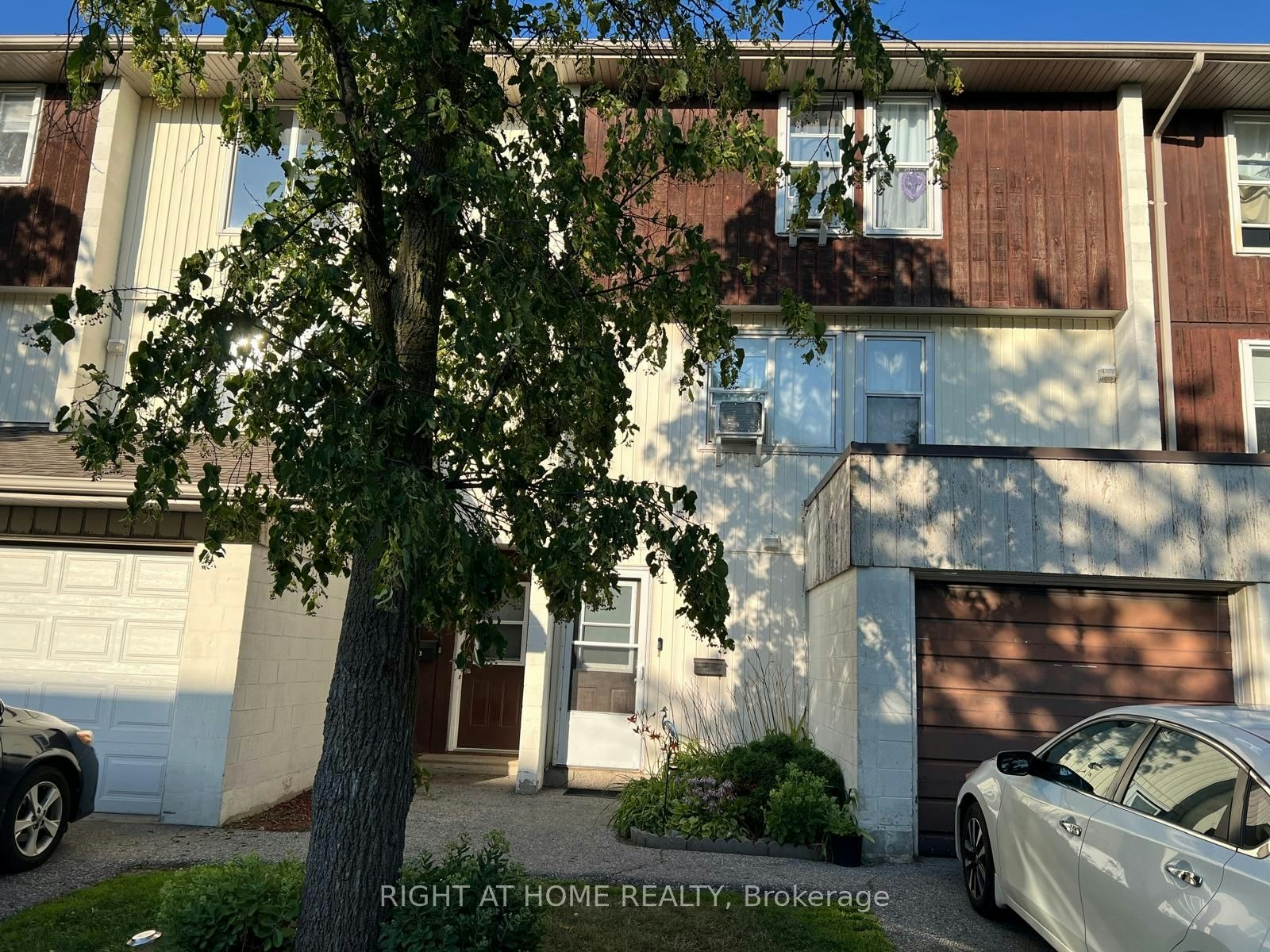 81-135 Chalmers Street S, Cambridge, ON, N1R 6M2