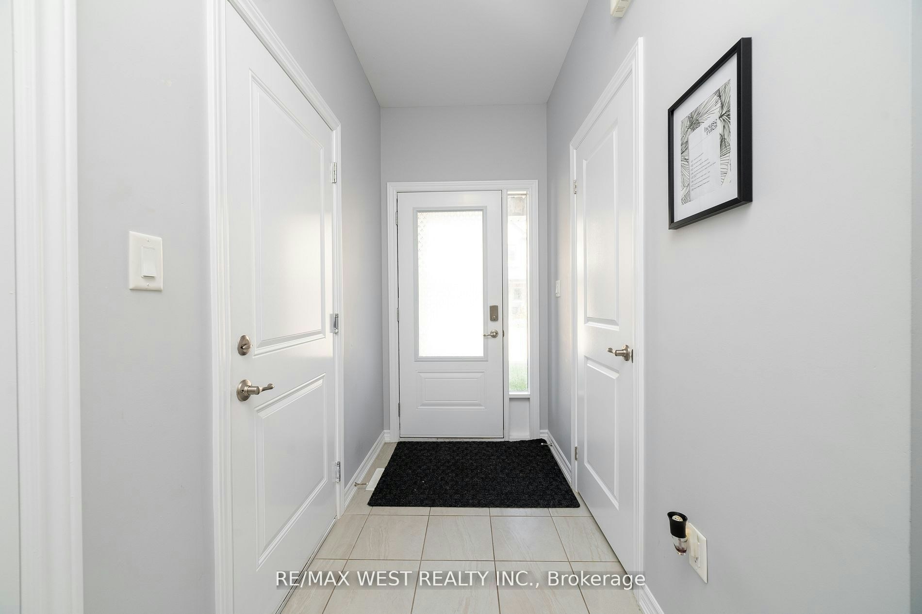 44-324 Equestrian Way, Cambridge, ON, N3E 0E2 - 3